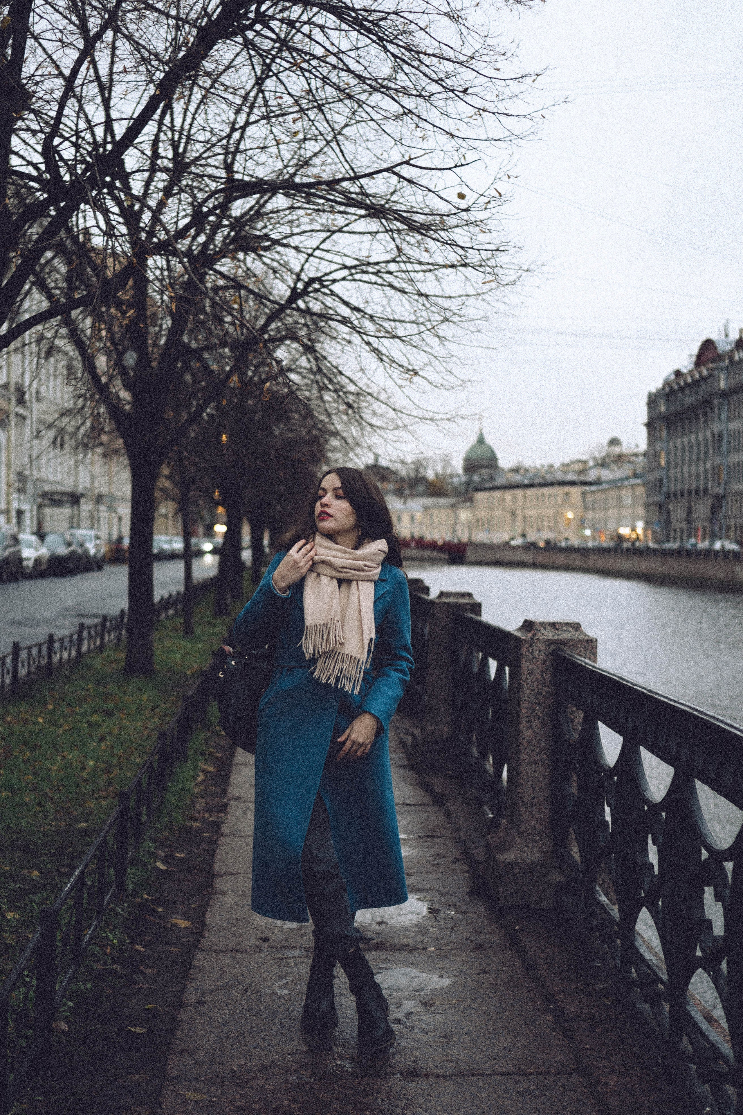 Прогулочная фотосессия по центру. Профессиональный фотограф, Санкт-Петербург — Виктория Богомолова