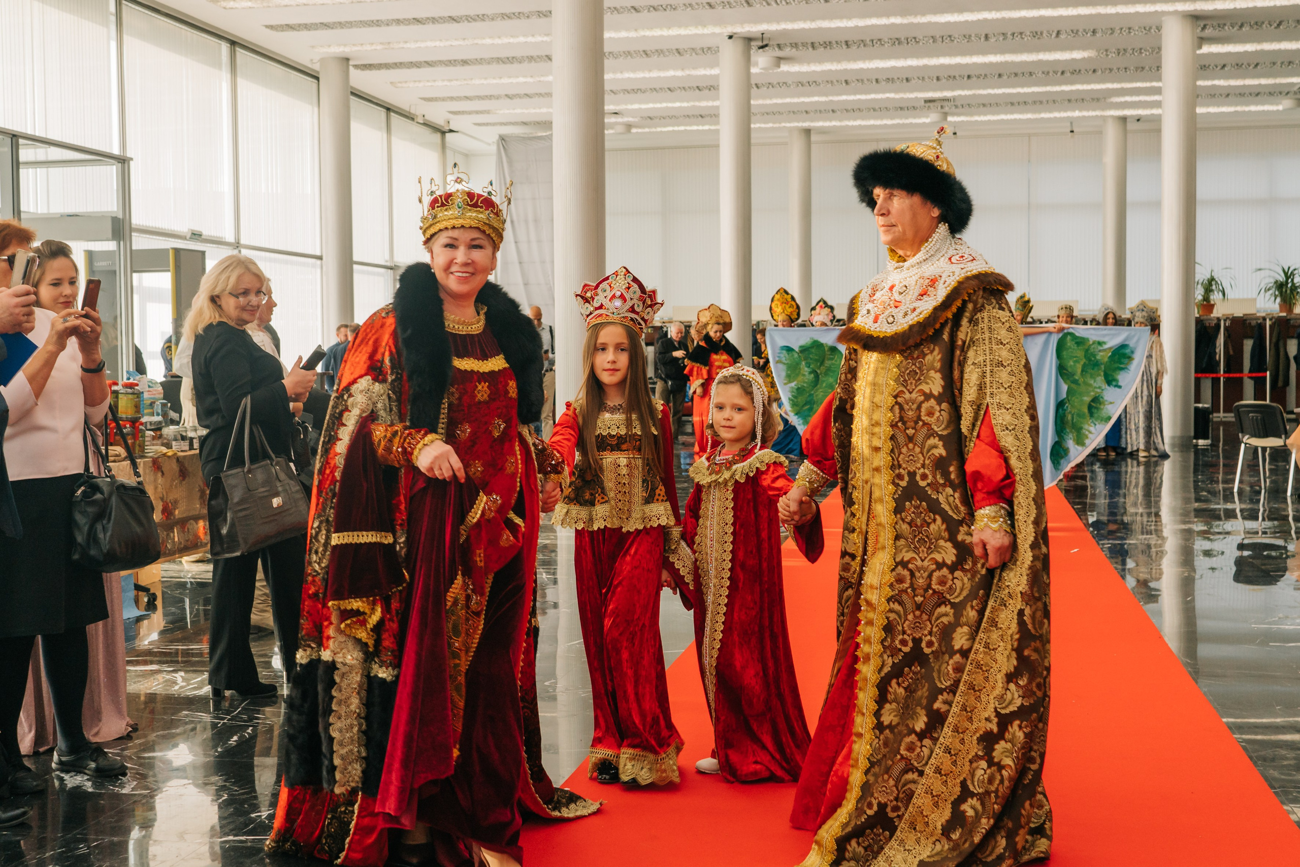 Международный проект «Наш Мир». Женский фотограф в Москве Анастасия Сидорова