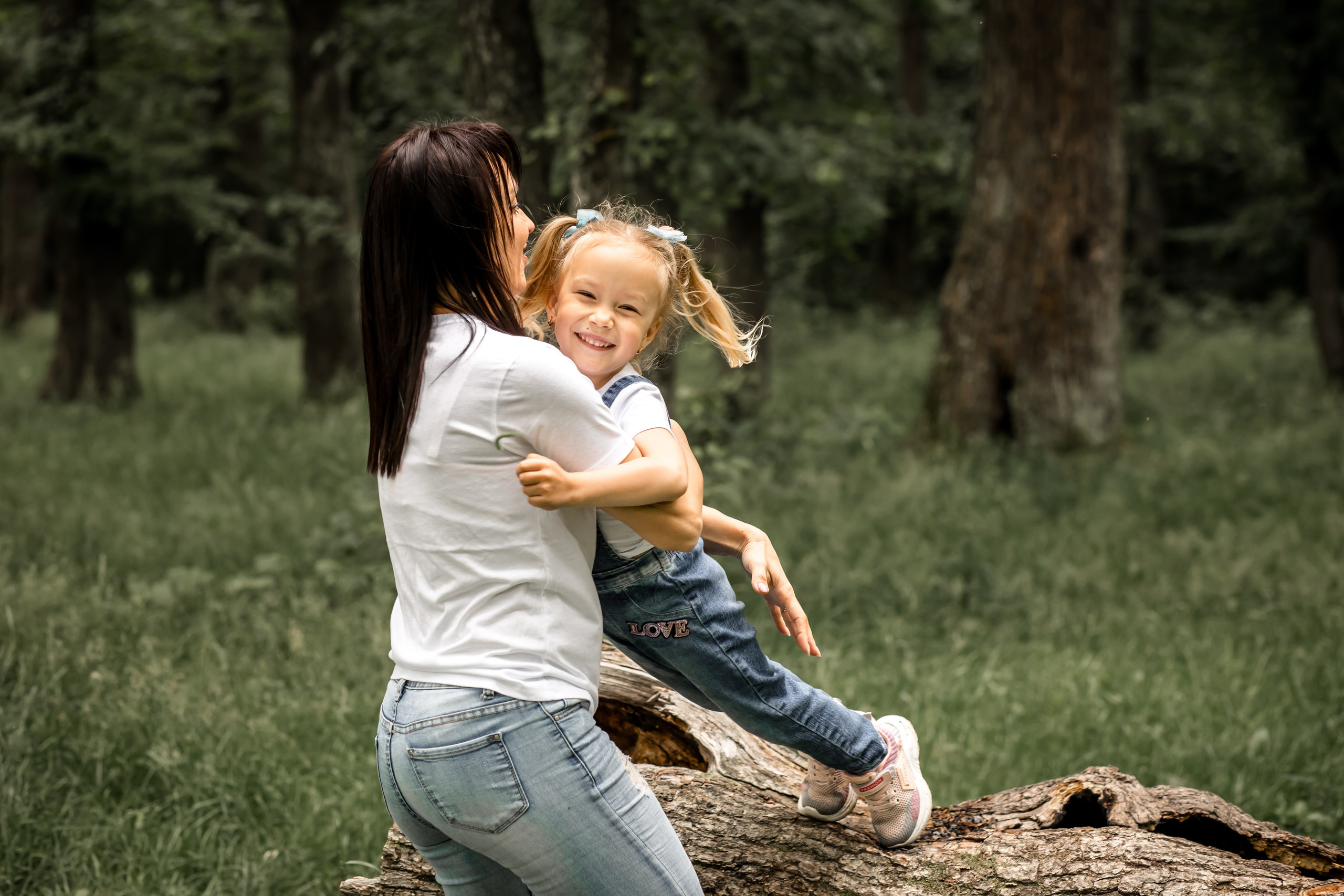 Катя с детками