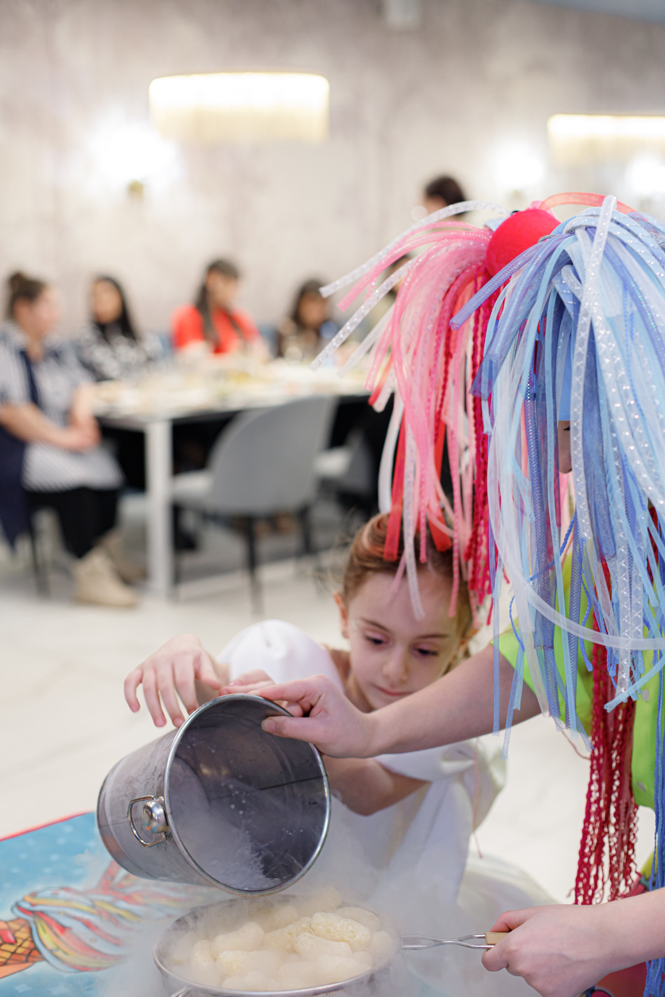 ASIA'S BIRTHDAY PARTY. Photokarish