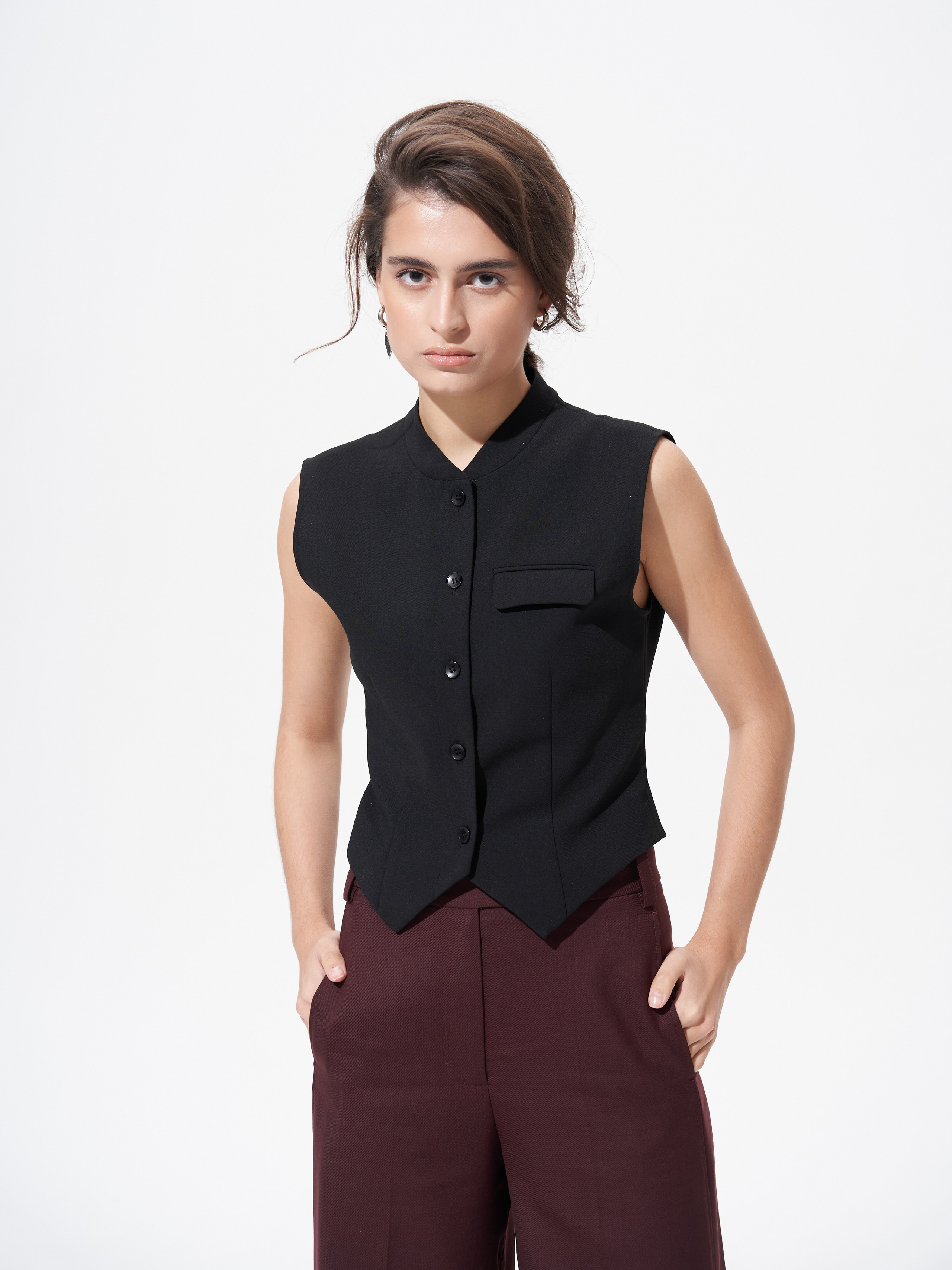 Каталог на циклораме (фронтальный жесткий свет). Коммерческий фотограф в Москве Хабибуллина Эльза