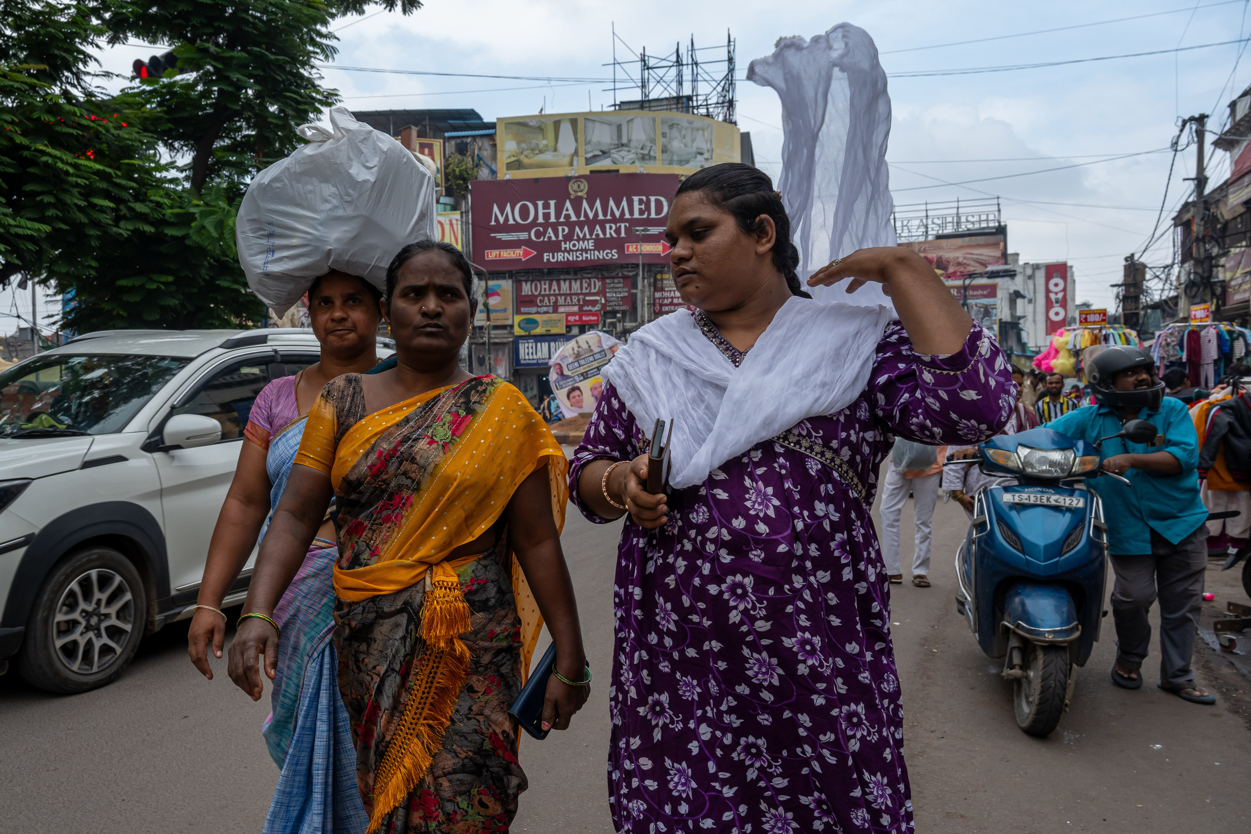 People of India, 2024-2025. Dimitri Bakhtadze photographer