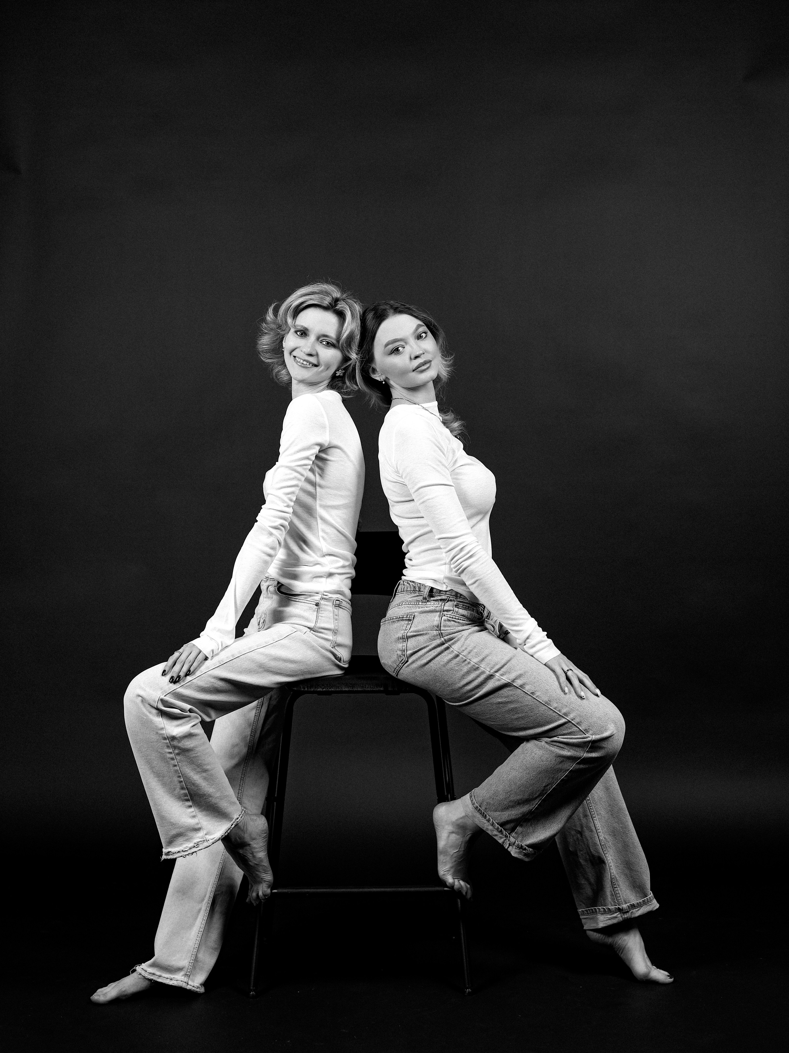 Дарья и Анна. Фотостудия без фотографа Чехов. Первая студия автопортрета в Чехове