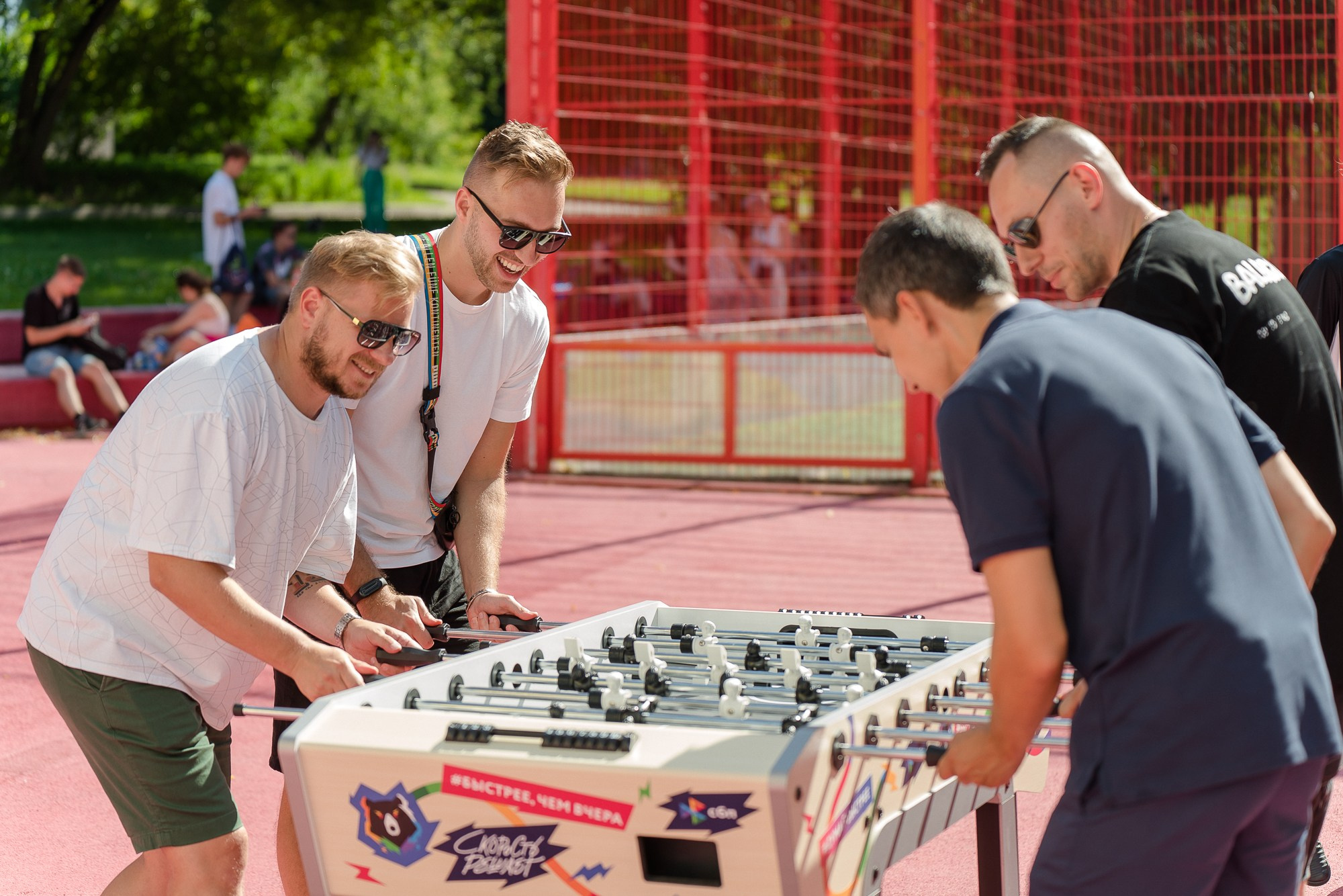 ФК «СКОРОСТЬ РЕШАЕТ» от СБП, РПЛ и Плюс Дача. Репортажный и свадебный фотограф в Москве