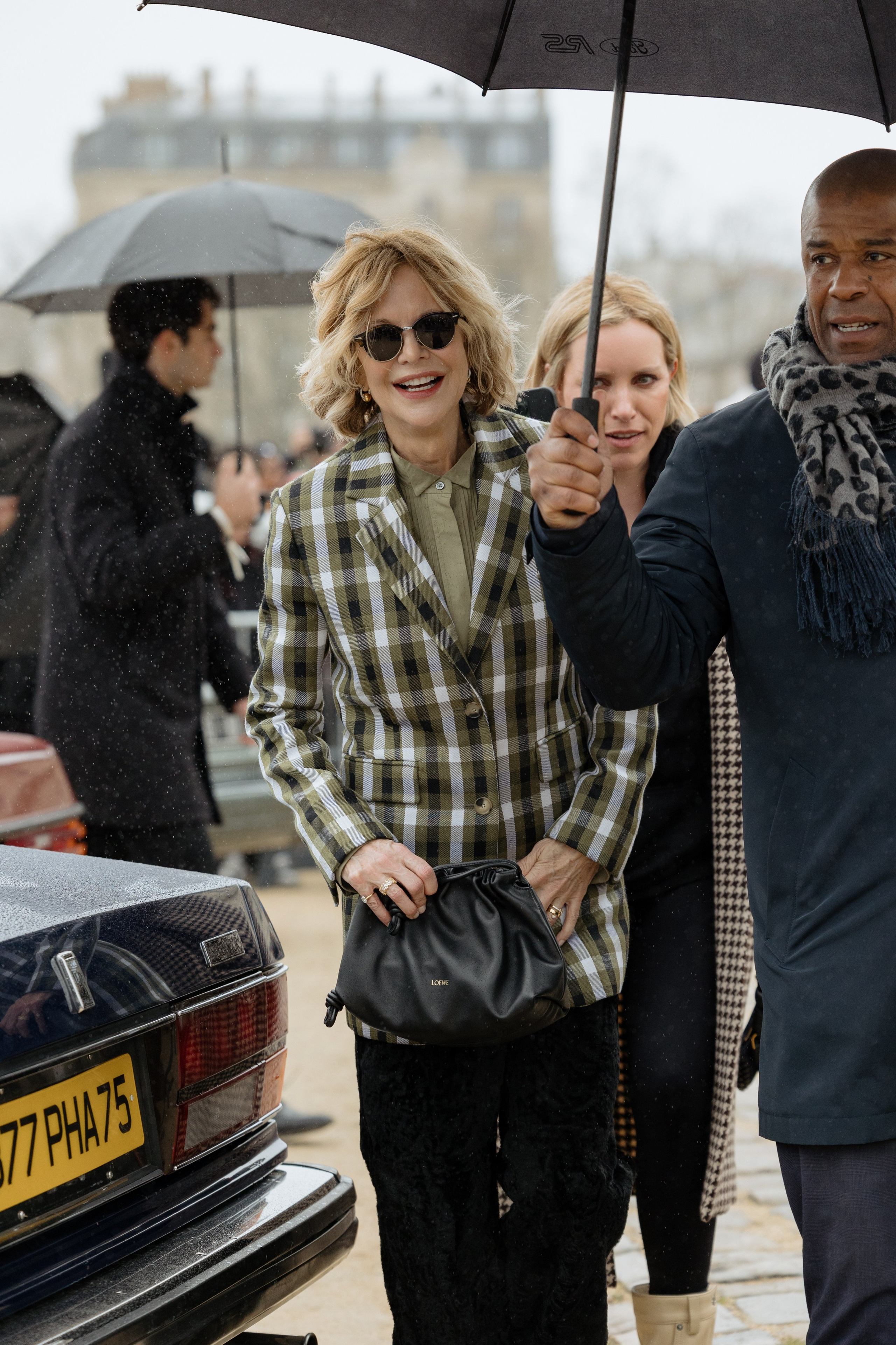 LOEWE PFW WOMENSWEAR FALL-WINTER 24/25. Photographer in Milan Ivan Goncharov