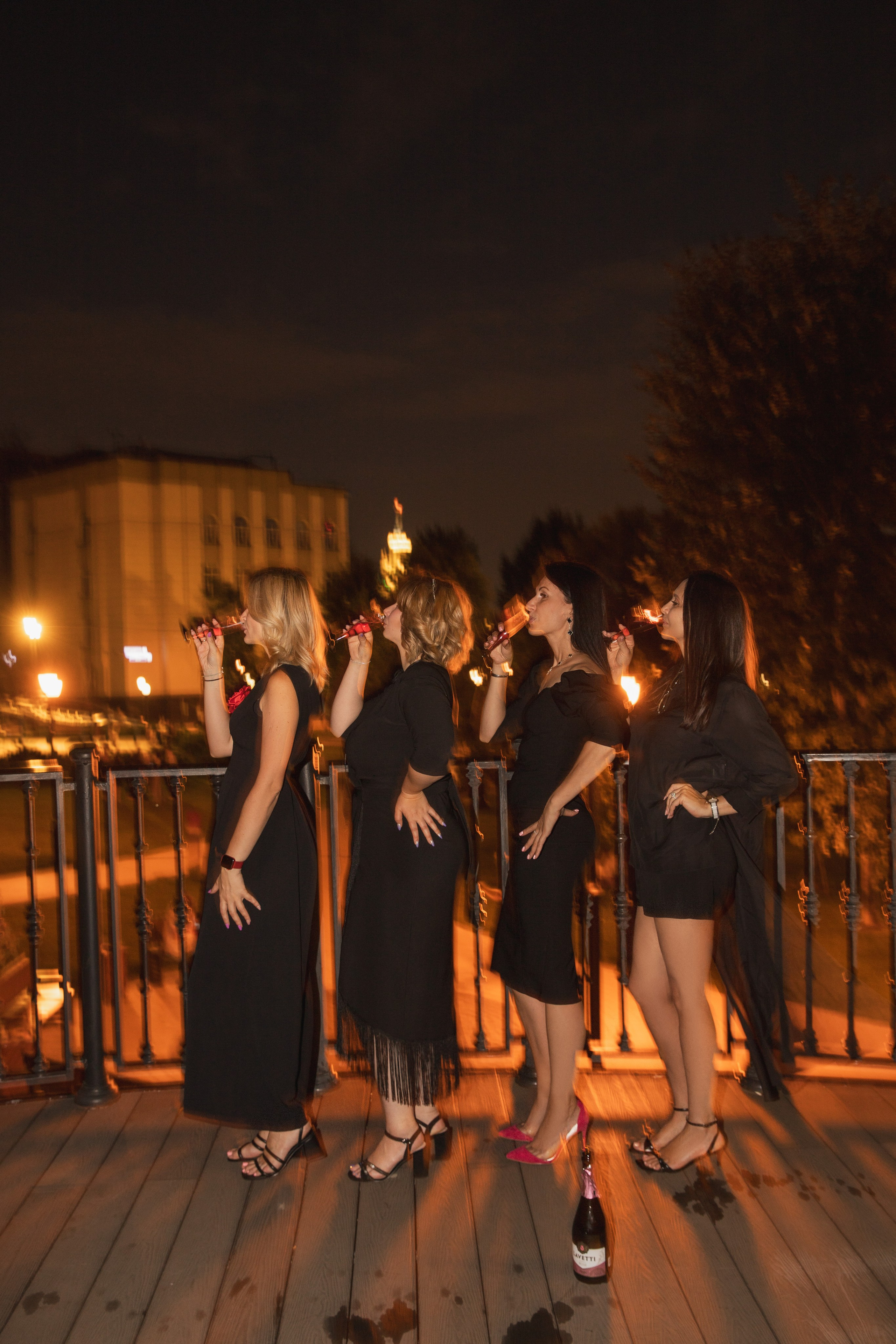 Прогулка на девичнике. Свадебный и портретный фотограф в Москве Мария Кравченко