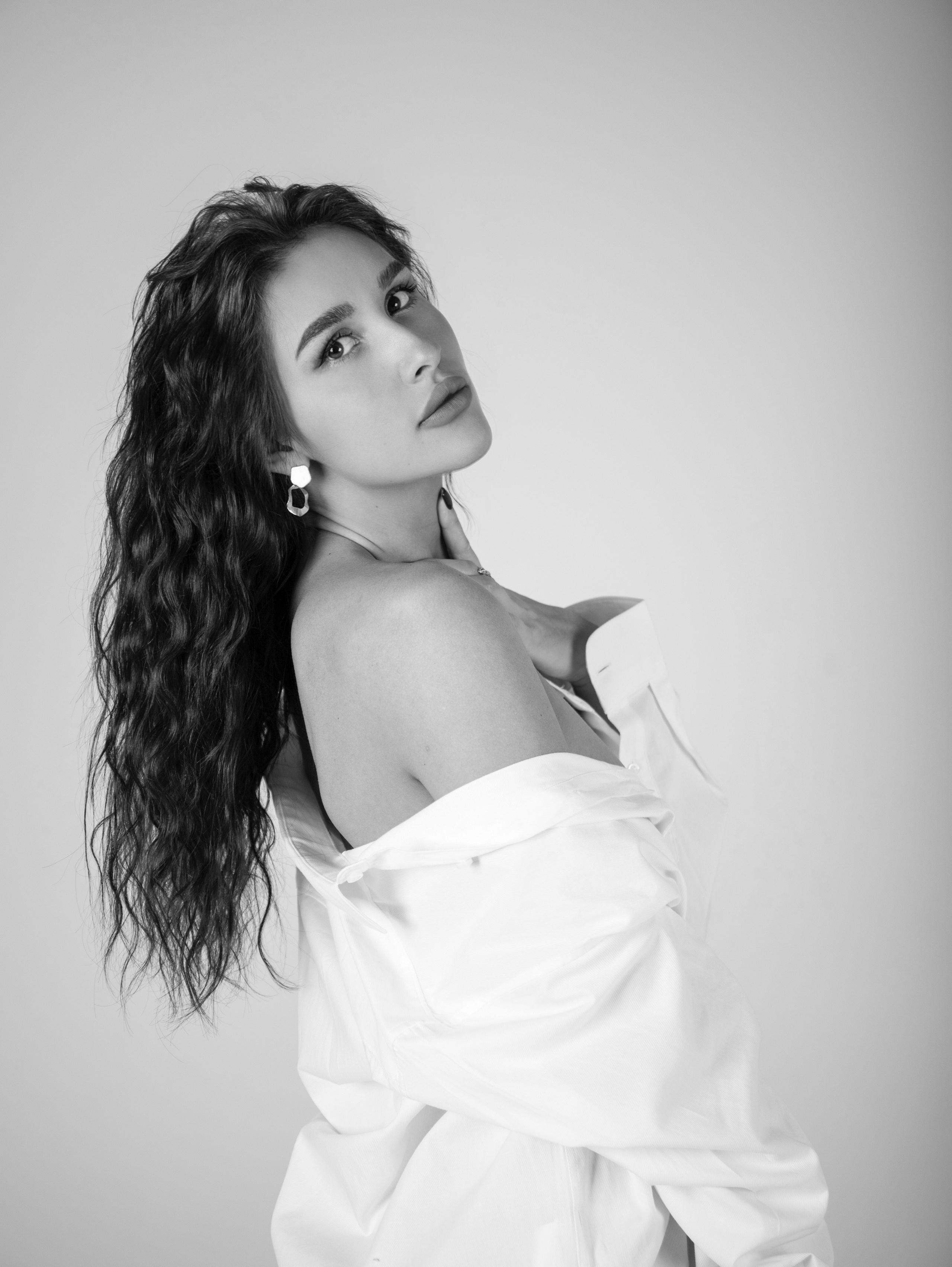 На циклораме. Свадебный и семейный фотограф в Москве Мила Широких