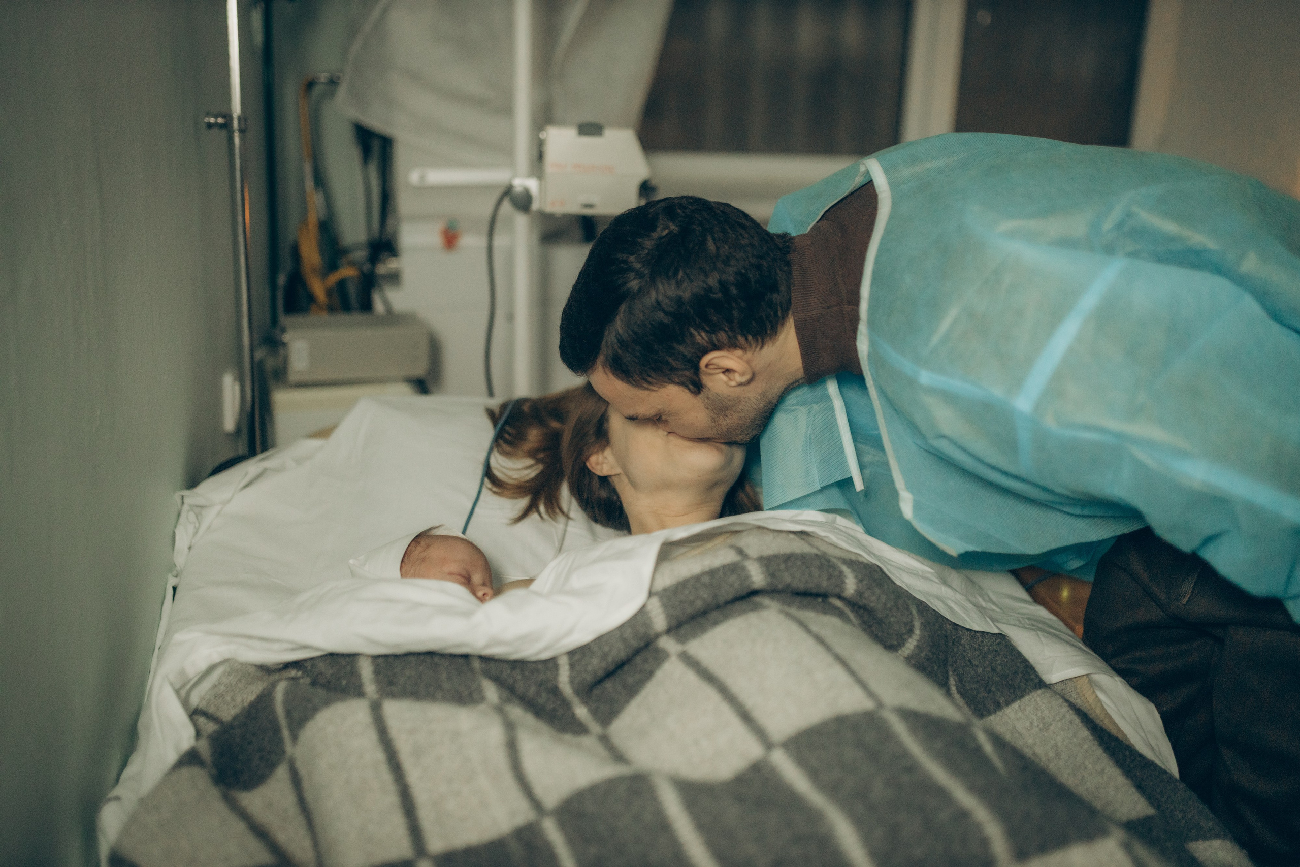 Рождение Алисы. Семейный фотограф и фотограф на роды в Ростове-на-Дону Мухина Виктория
