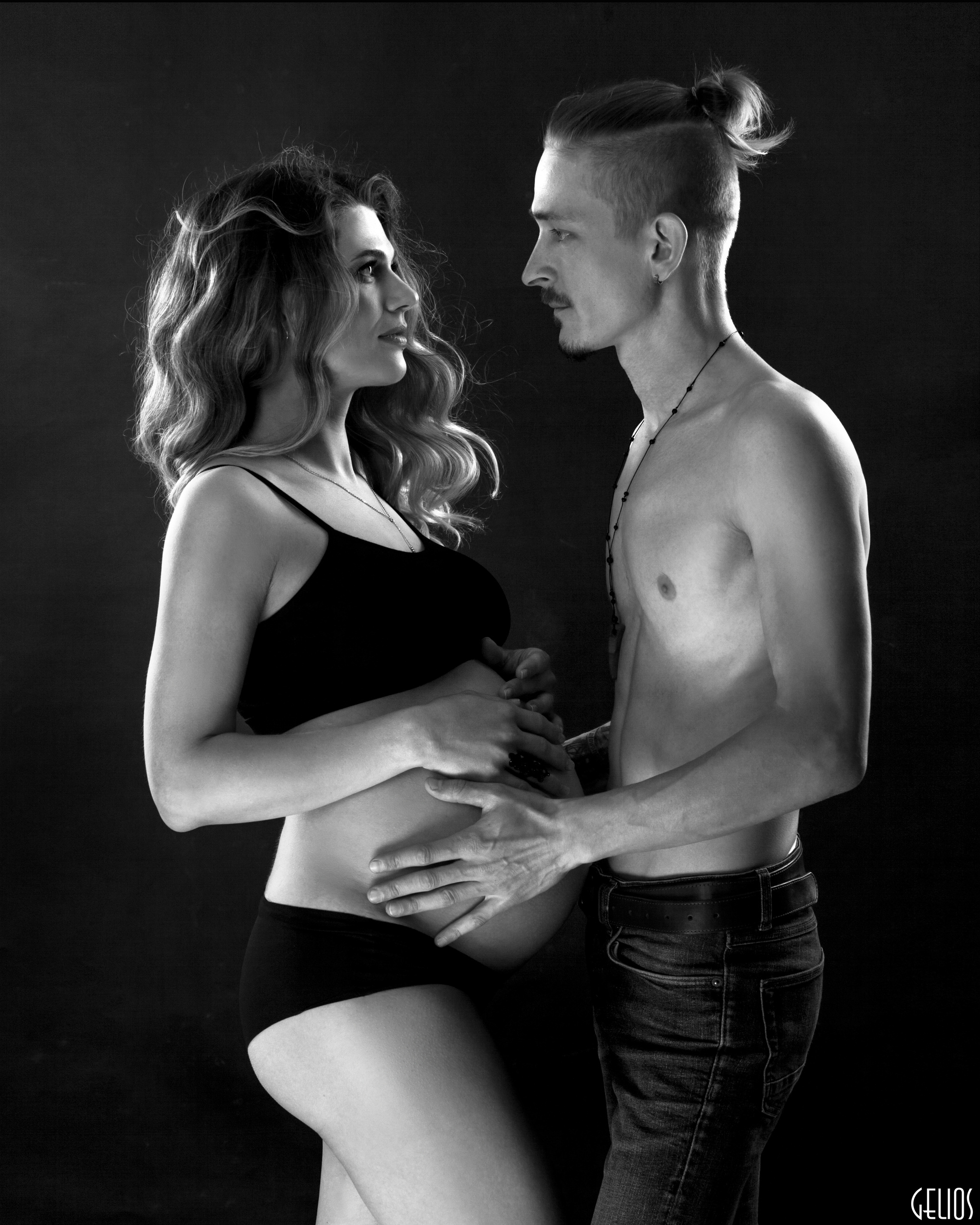 Фотосъемка беременных. Фотостудия «Gelios». Фотосессии в Калининграде