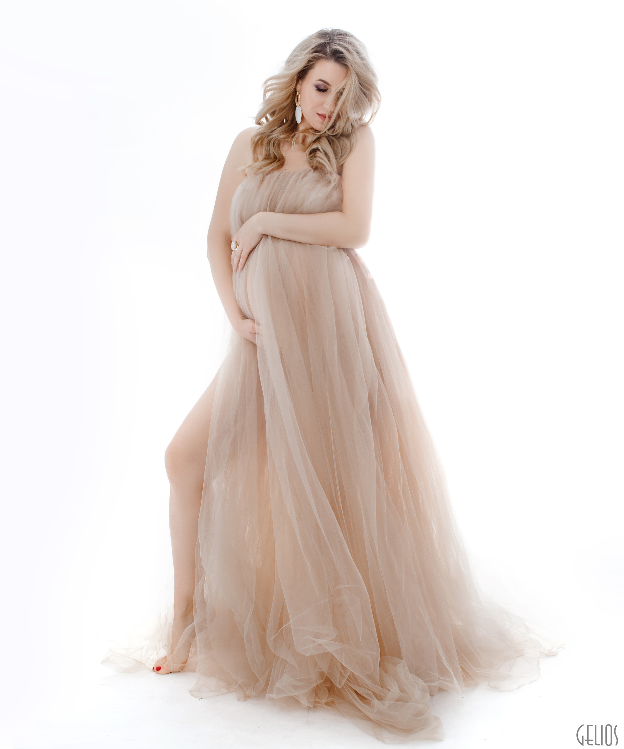 Фотосъемка беременных. Фотостудия «Gelios». Фотосессии в Калининграде