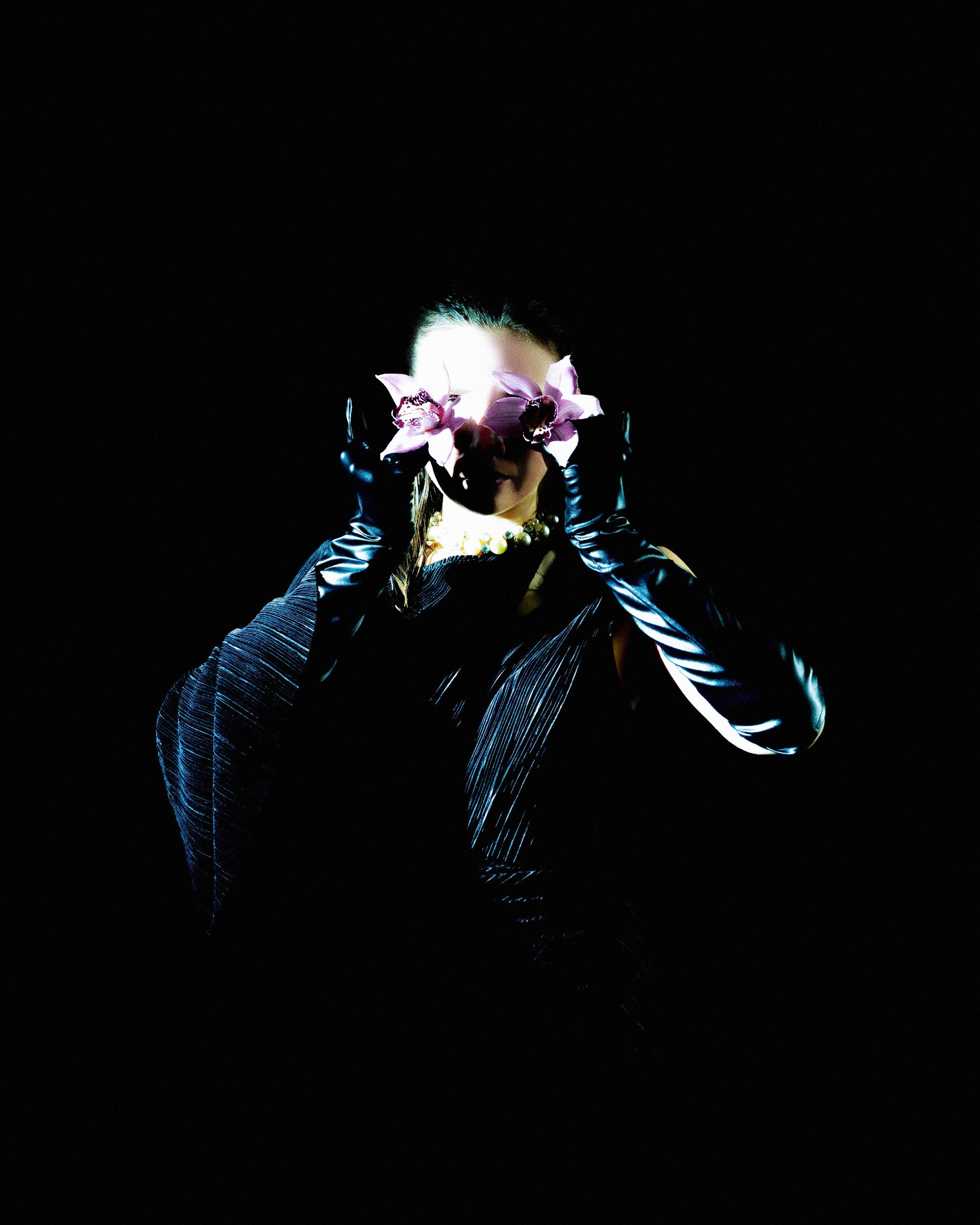 LILIAN. TUTSARKIS — Art Director | Stylist | Photographer