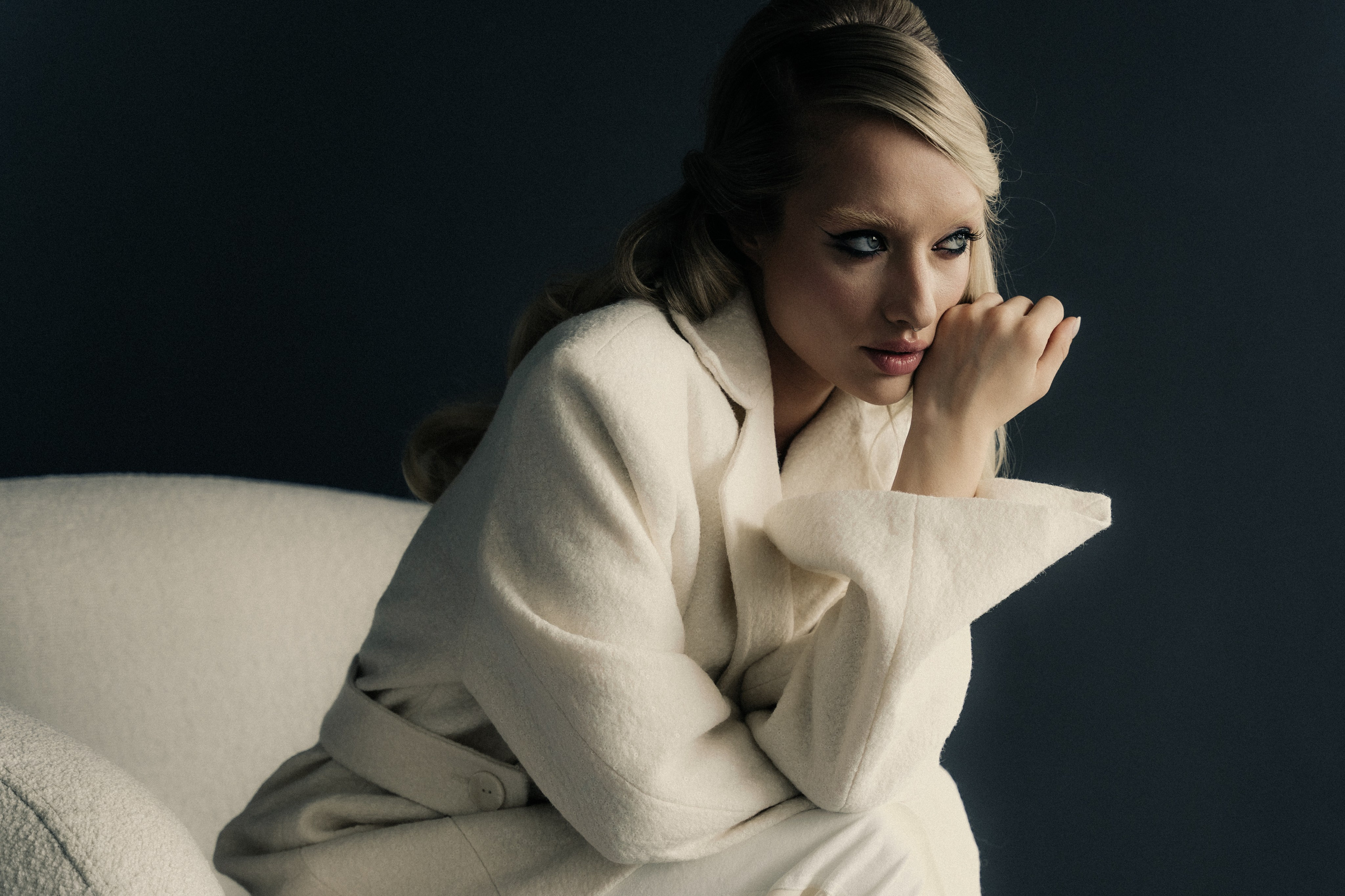 ZO: YOUR INNER PRINCESS. TUTSARKIS — Art Director | Stylist | Photographer