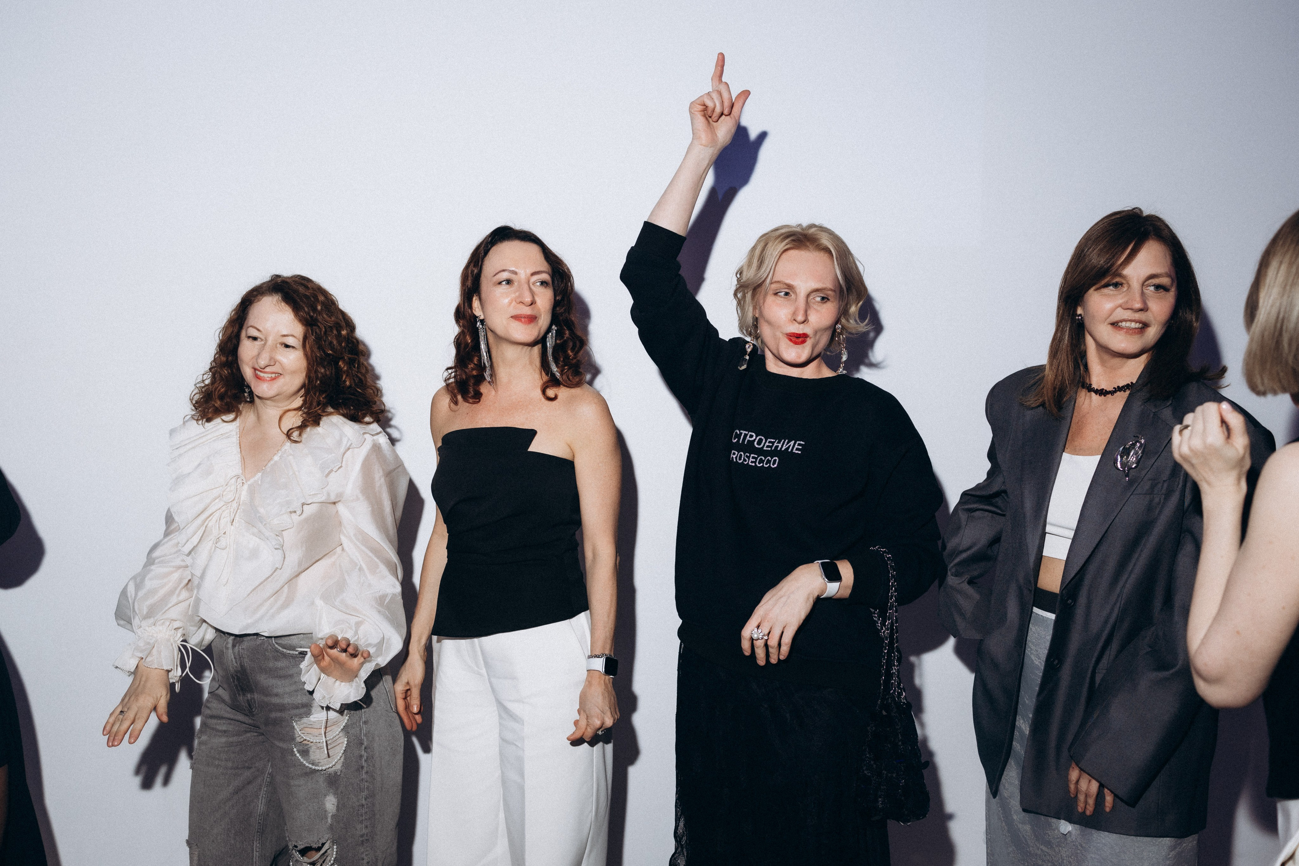 Встреча девочек из чатика. Фотограф Артем Бросов в Санкт-Петербурге и Дубае