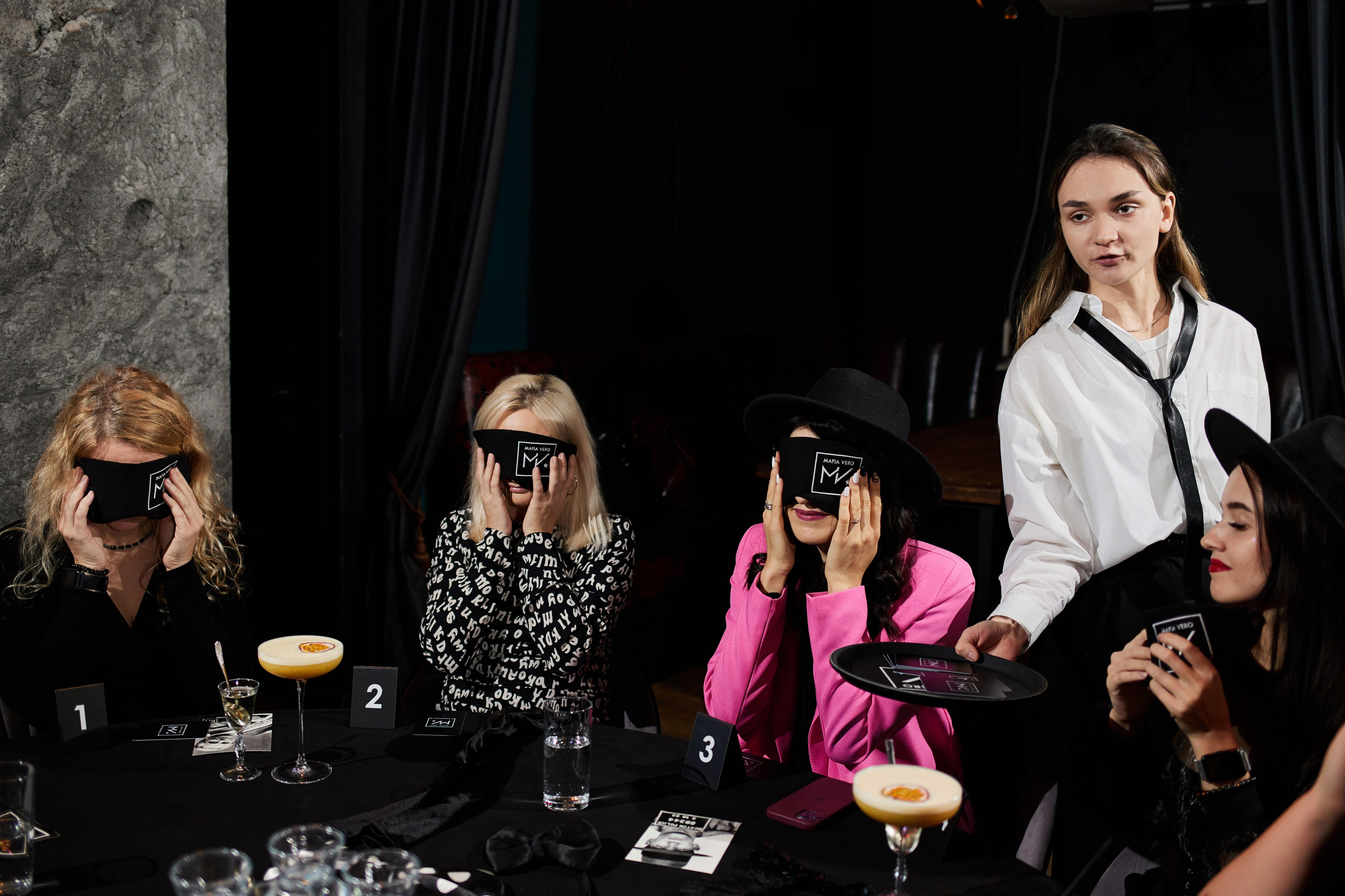 Клубные. Свадебная, репортажная фотосъемка и видеосъемка в Минске. Илья и Юлия Ширмановы. Фотограф | Видеограф | Минск