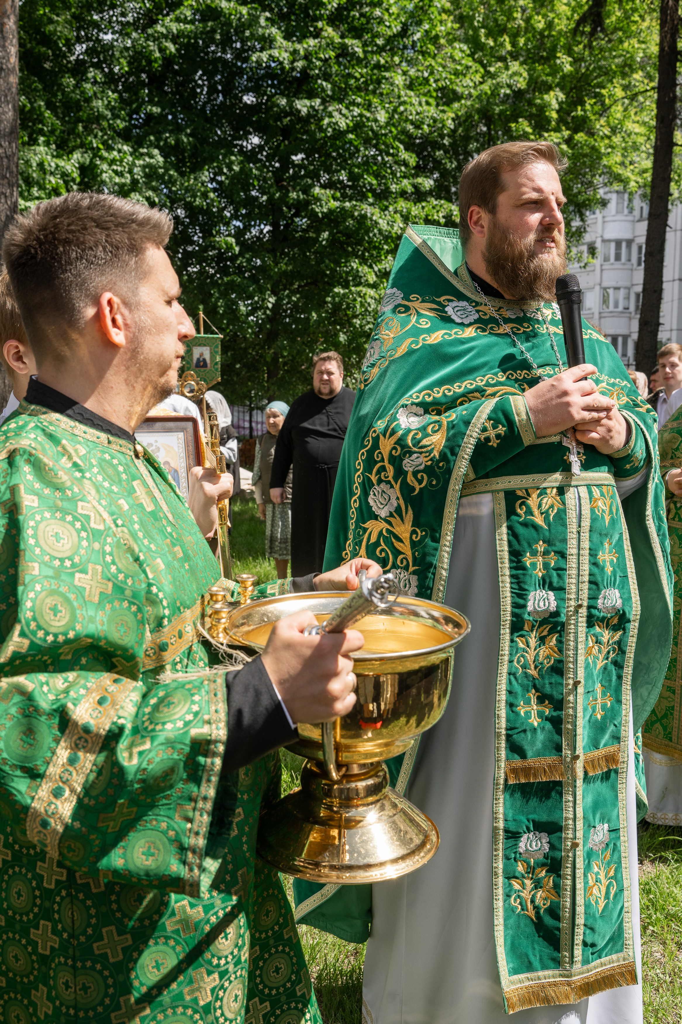 Престольный праздник в храме Троицы Живоначальной. Фотограф Москва/Подмосковье