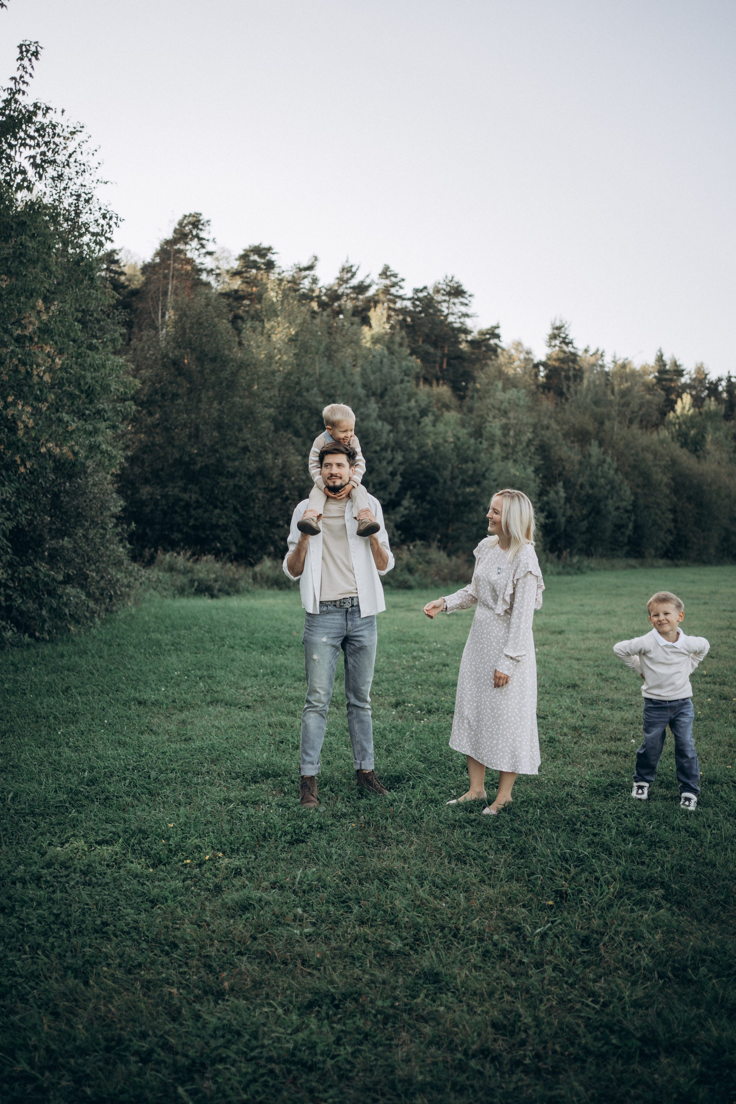 Прогулка в парке. Фотограф новорожденных и малышей до года в Москве Анастасия Соколова