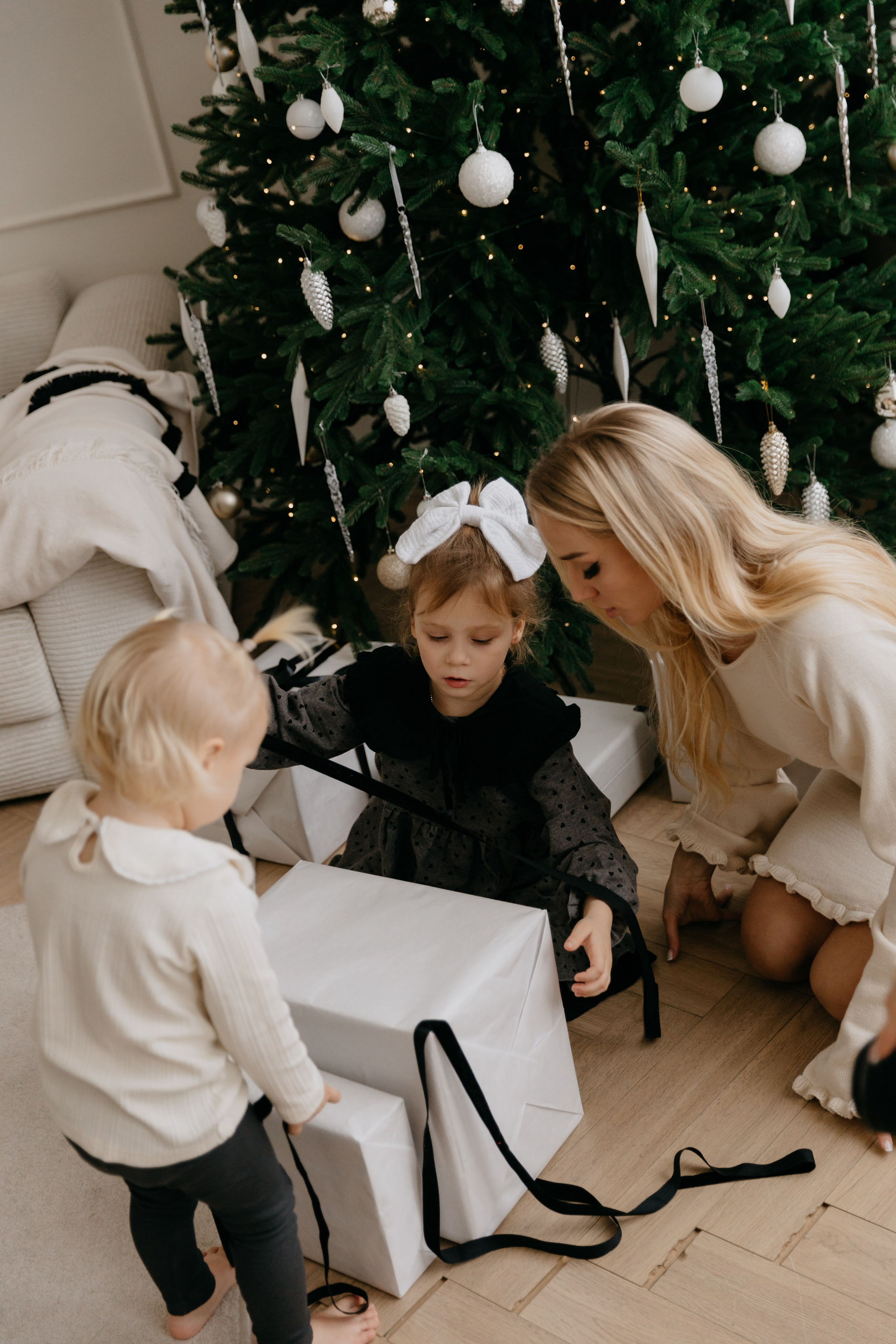 Сережа Жанна Теона Эмилия. Семейный фотограф Москва