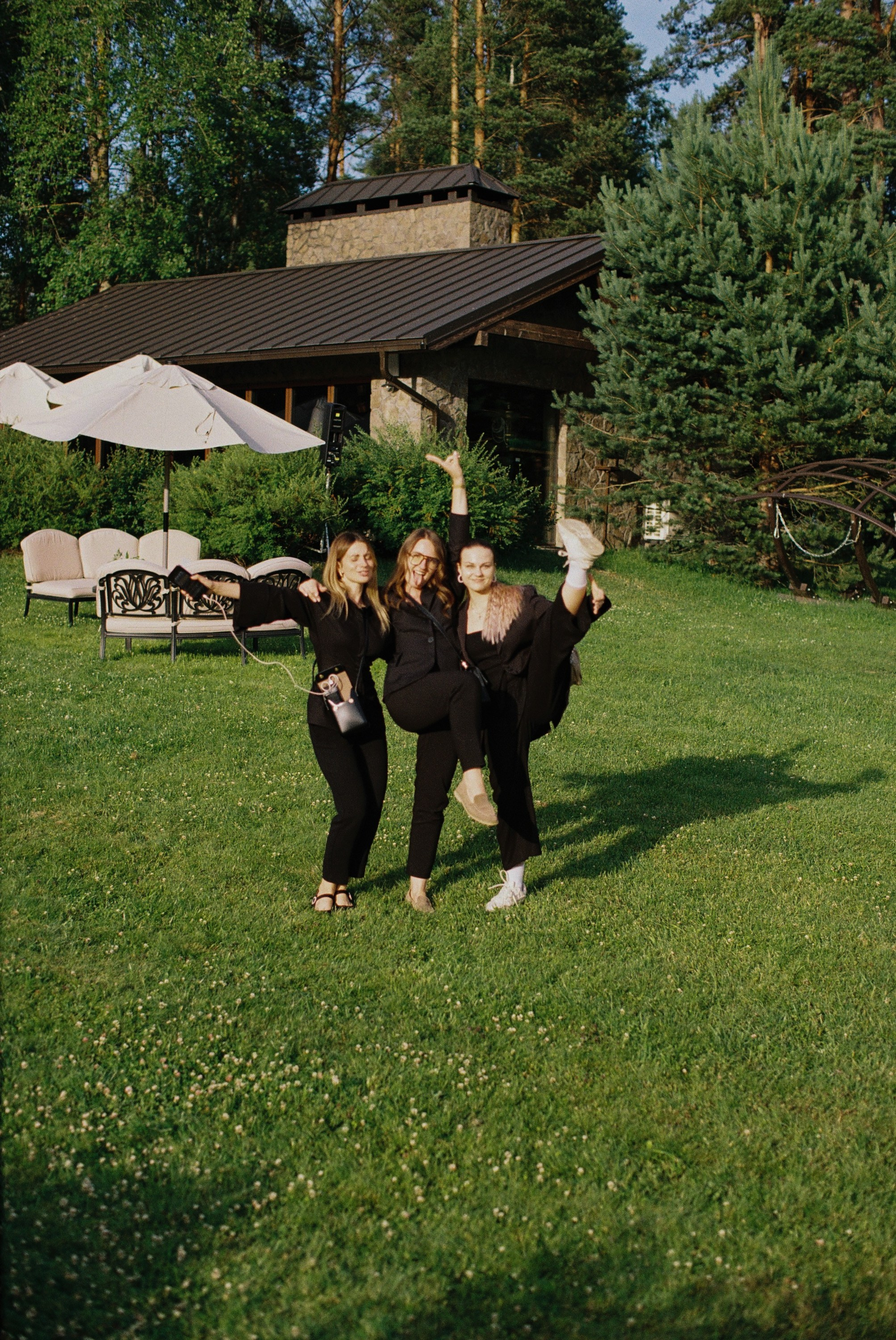 Backstage. Свадебное и event-агентство в Санкт-Петербурге MANOTI Agency