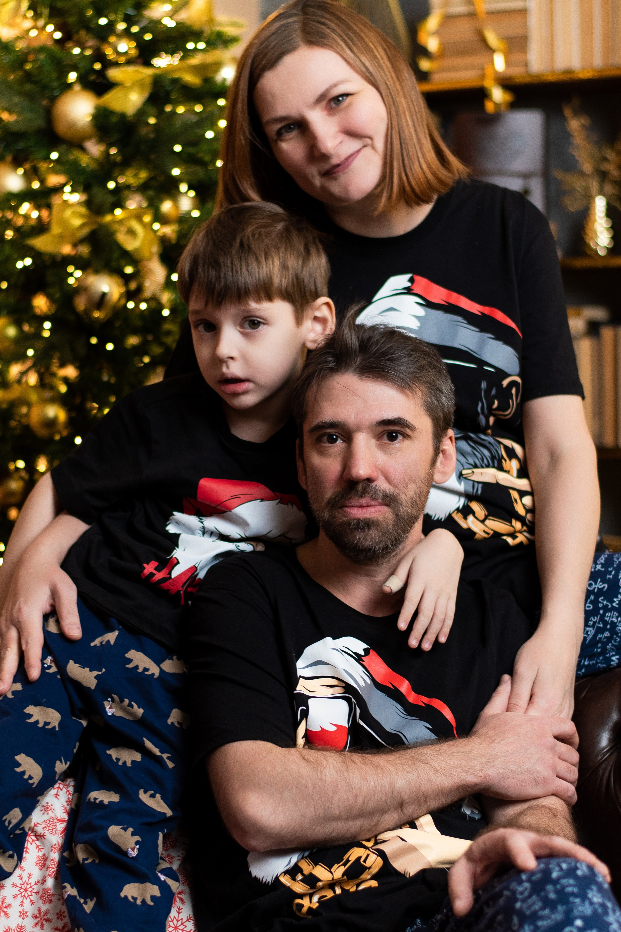 Светлана с семьей. Студийная съемка. Екатерина Бикбаева фотограф, видеограф, медиа-продюсер