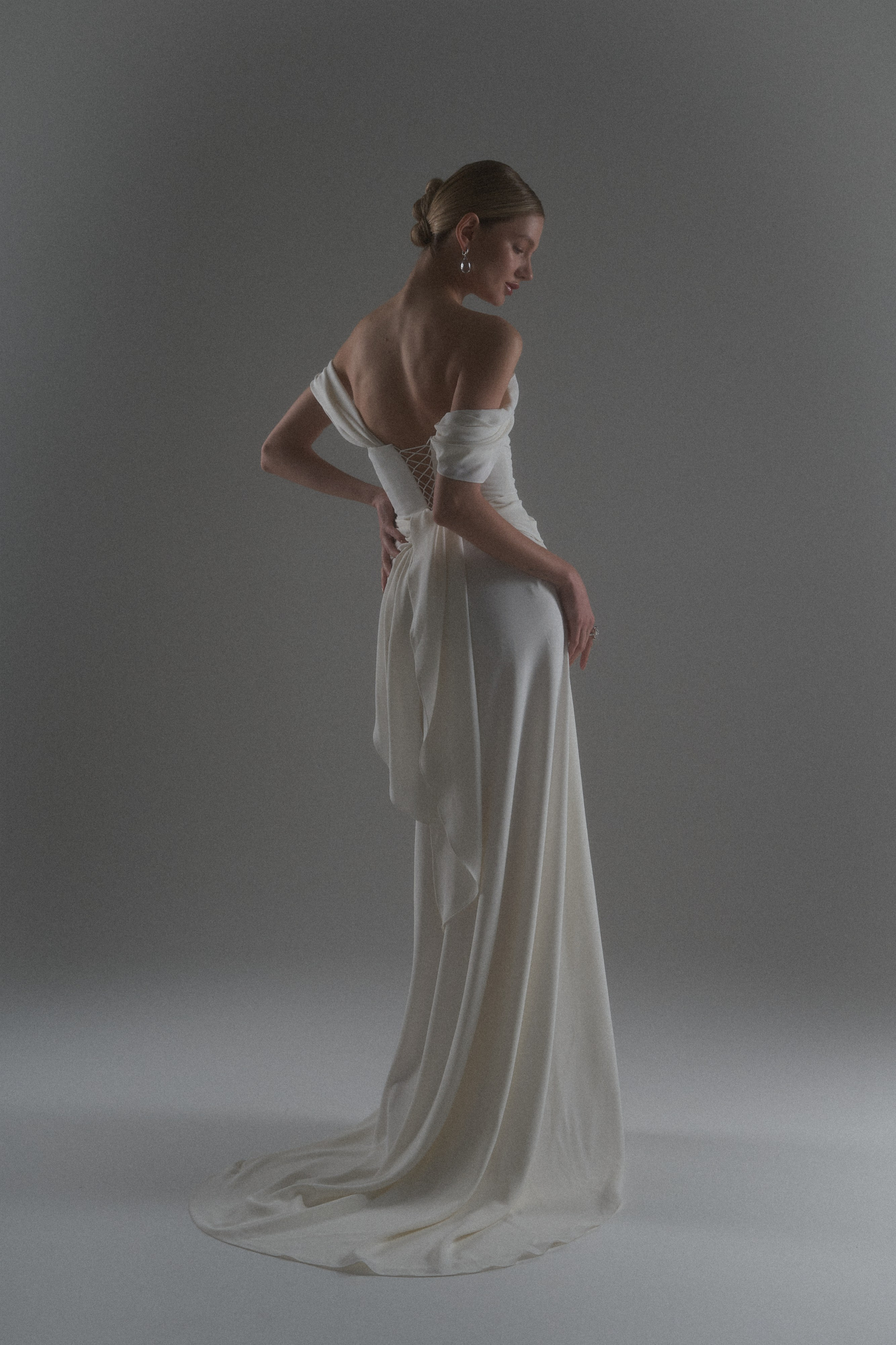 OSIPOVA ATELIER'23. Коммерческий фотограф в Москве Хабибуллина Эльза