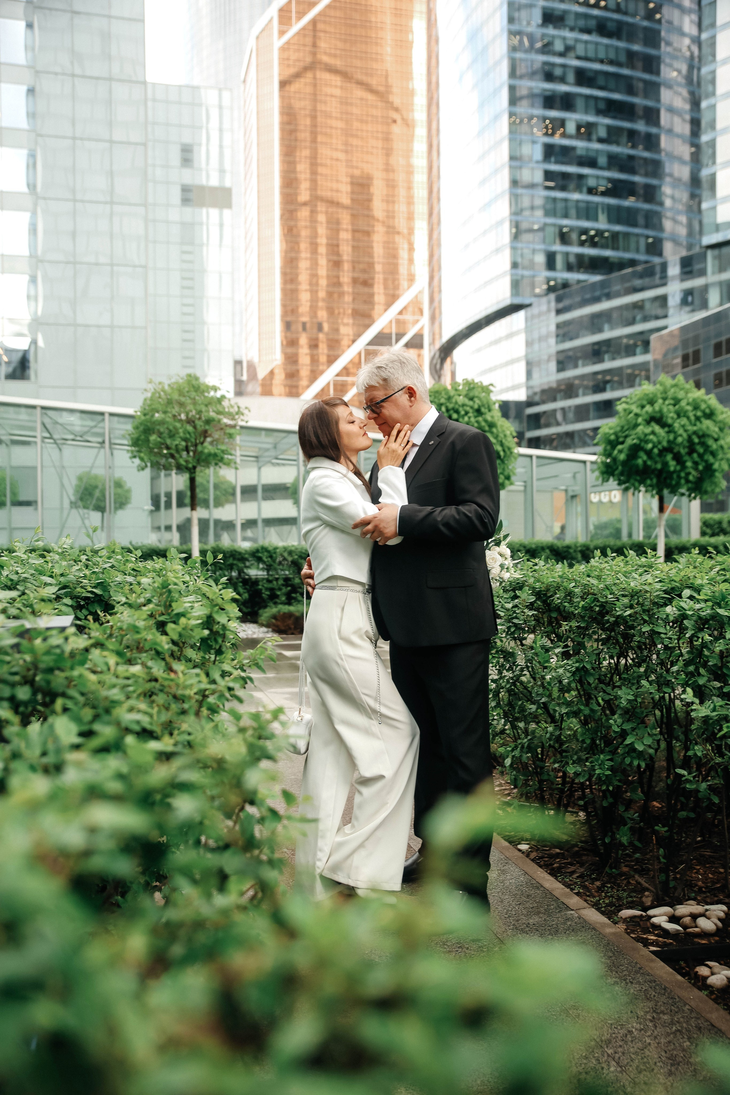 Свадебная фотосессия в Загсе Москва-Сити. Свадебный и семейный фотограф в Москве