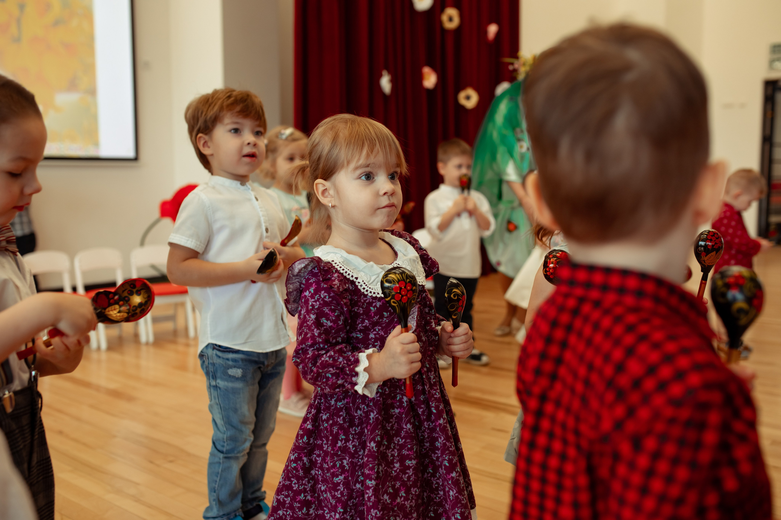 Праздник весны в детском саду. Семейный и детский фотограф в Москве Дорогова Екатерина
