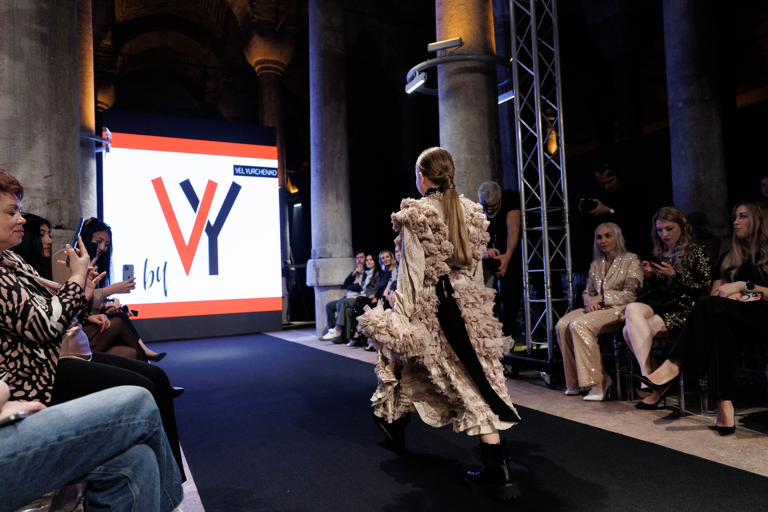 IFB-показ. About