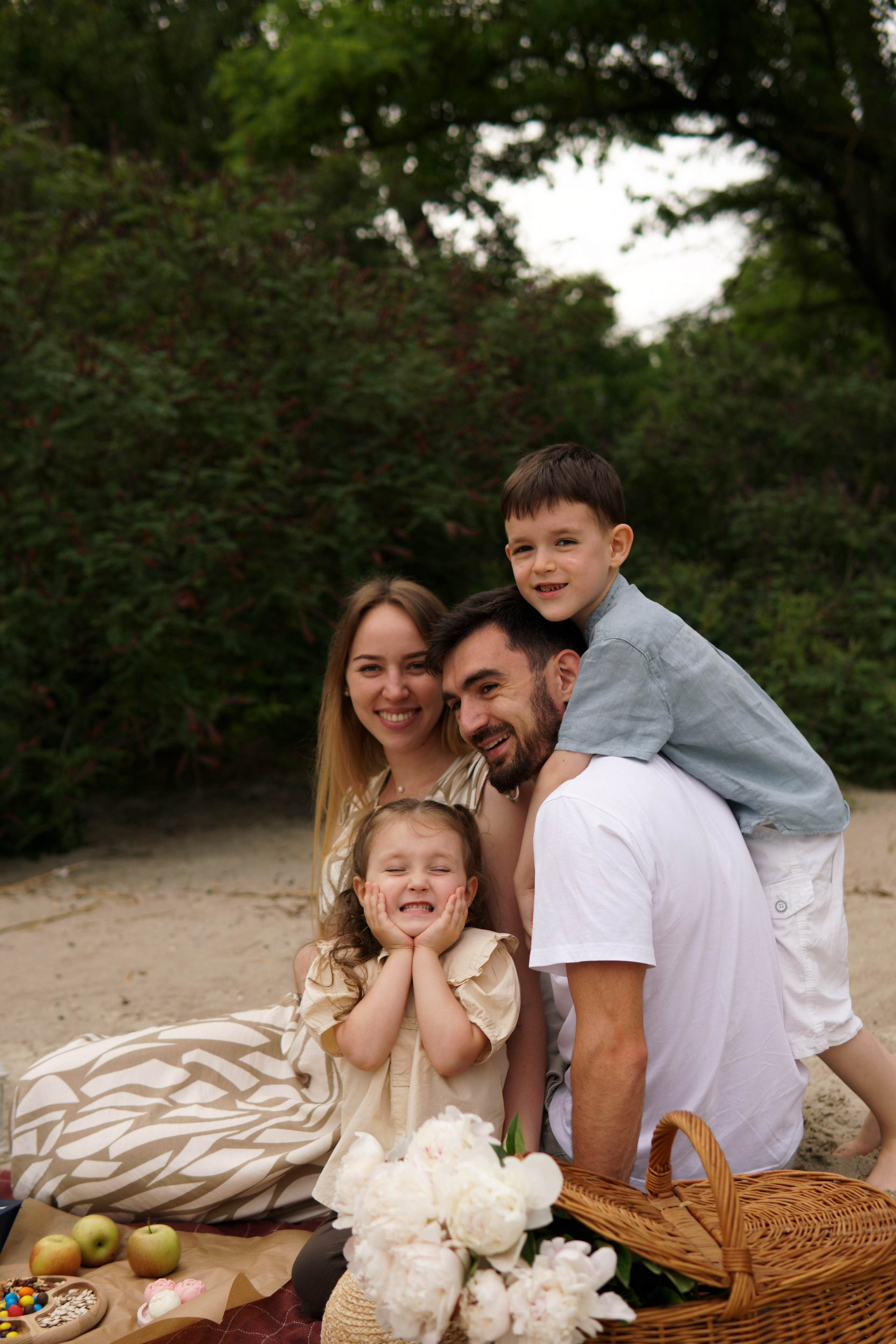 Семейная фотосессия soLOVEy. Фотограф в Ростове-на-Дону Марина Мальцева