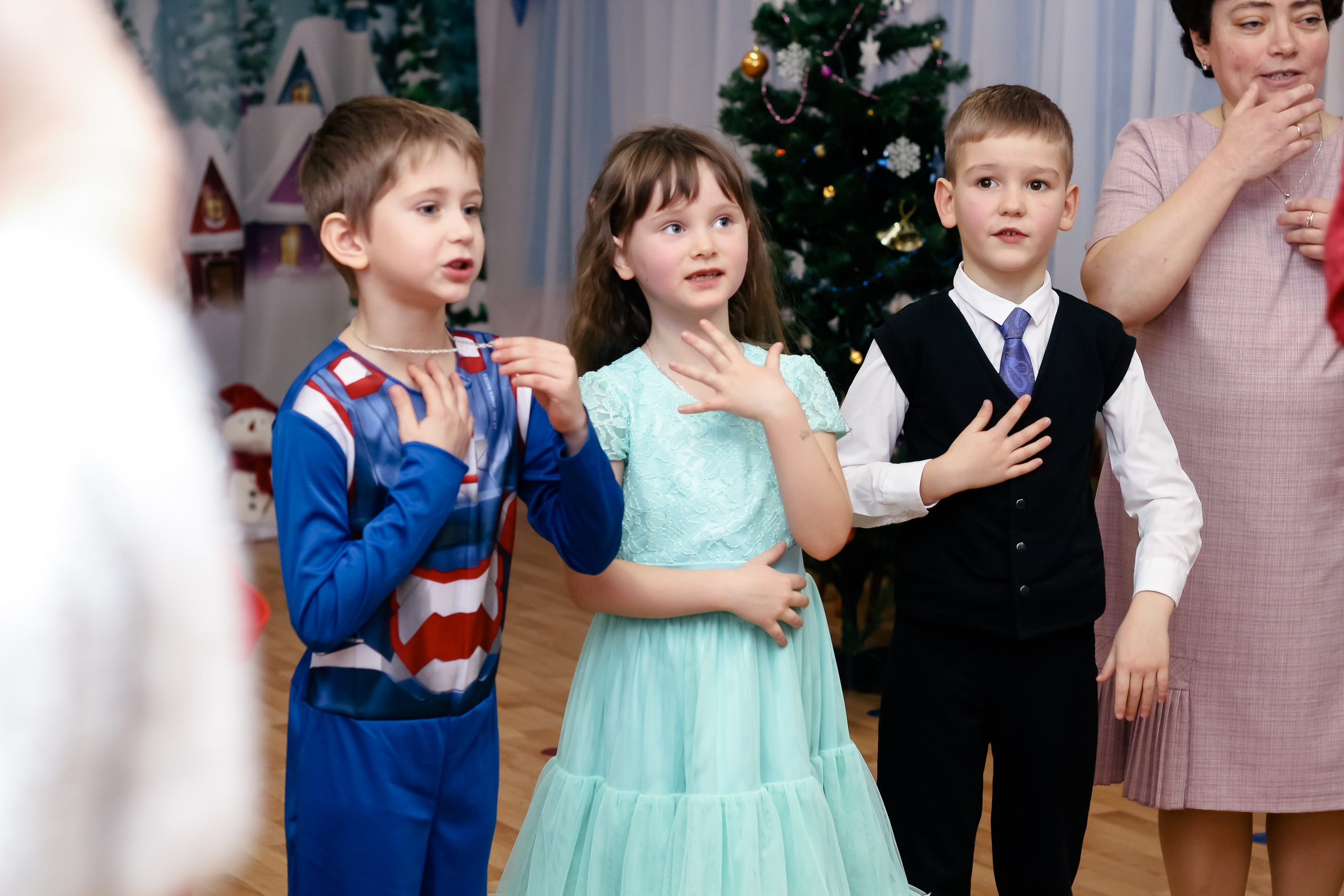 Новогодний утренник. Фотограф Великий Новгород Татьяна Чиглинцева