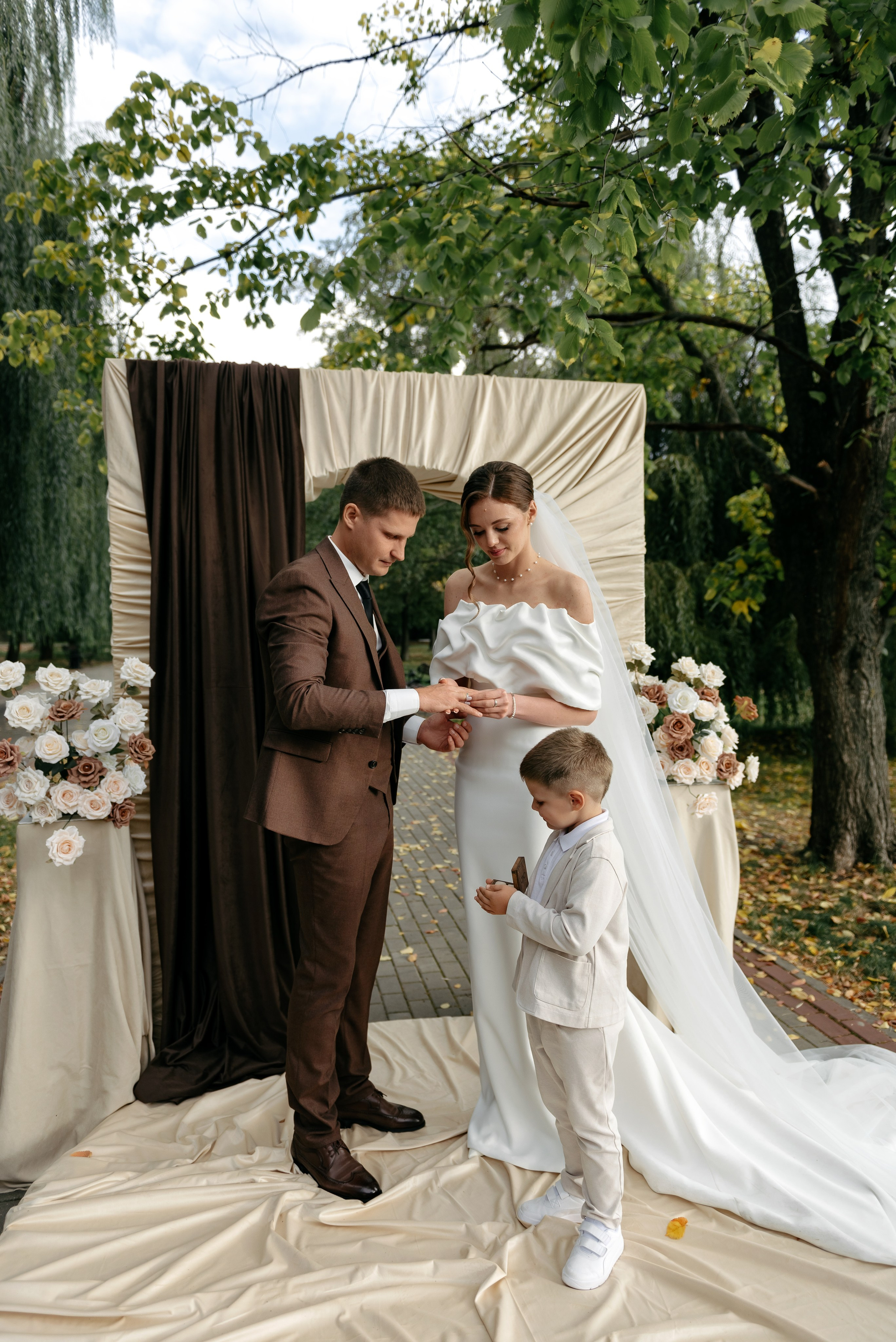 Андрей и Юлия. Свадебный и семейный фотограф в Алексеевке Марина Купреева