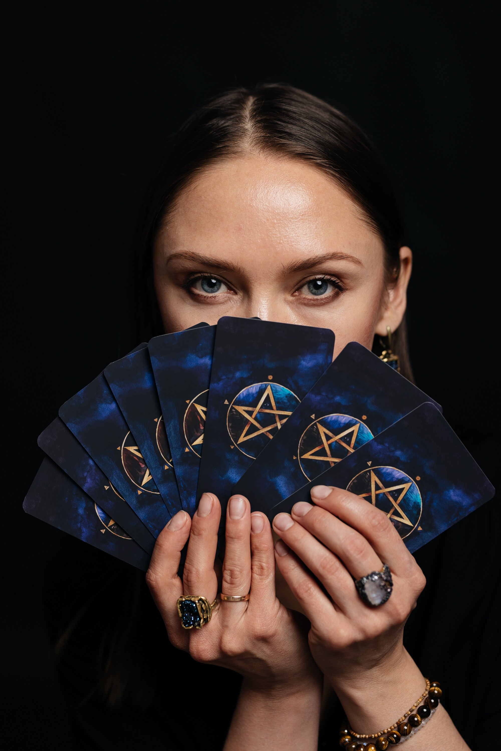 Колода Таро. Художник Мария Бикбулатова магия эзотерика карты таро «тайны мастера»