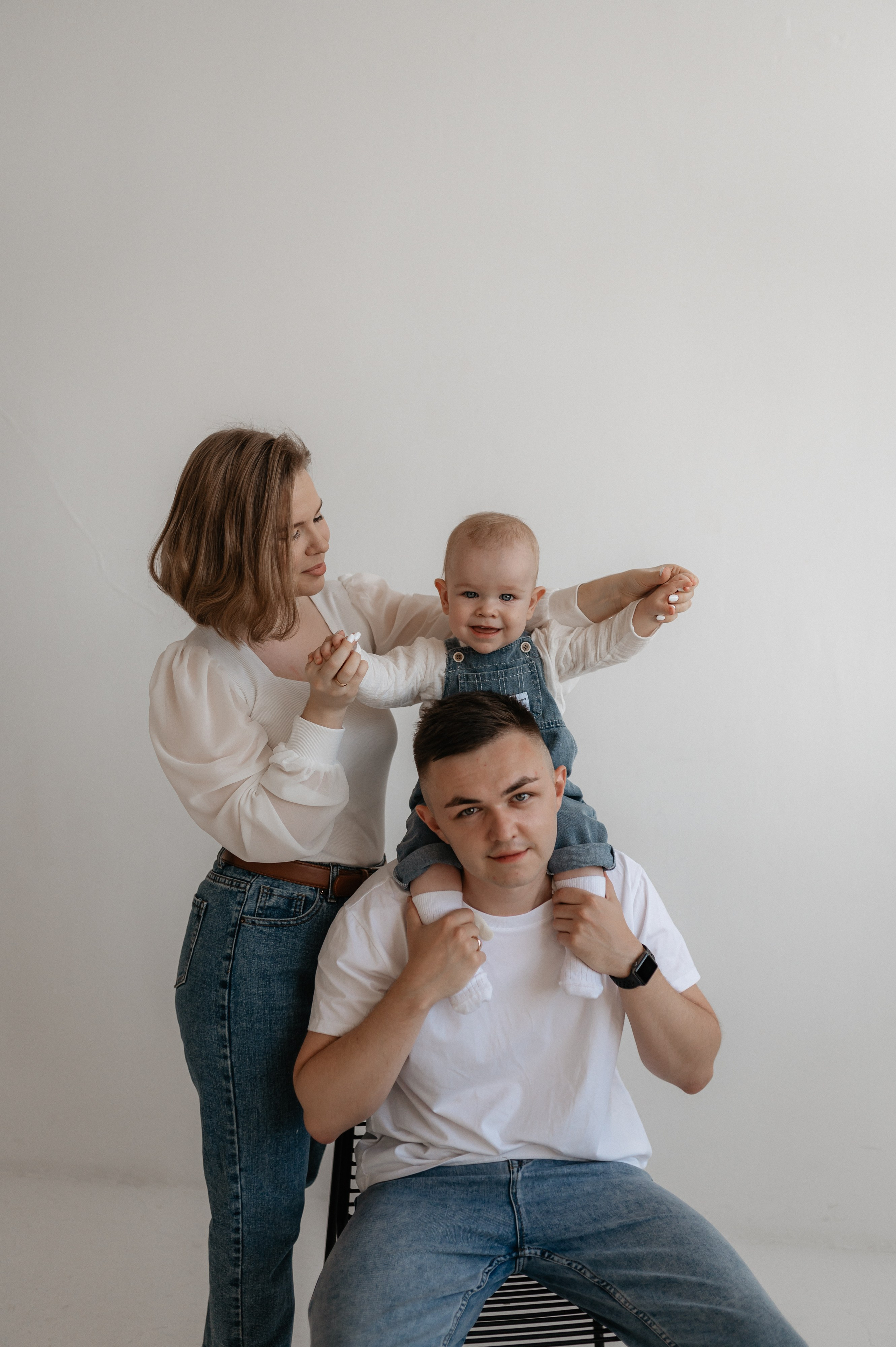 Саша, Настя и Рома. Главная