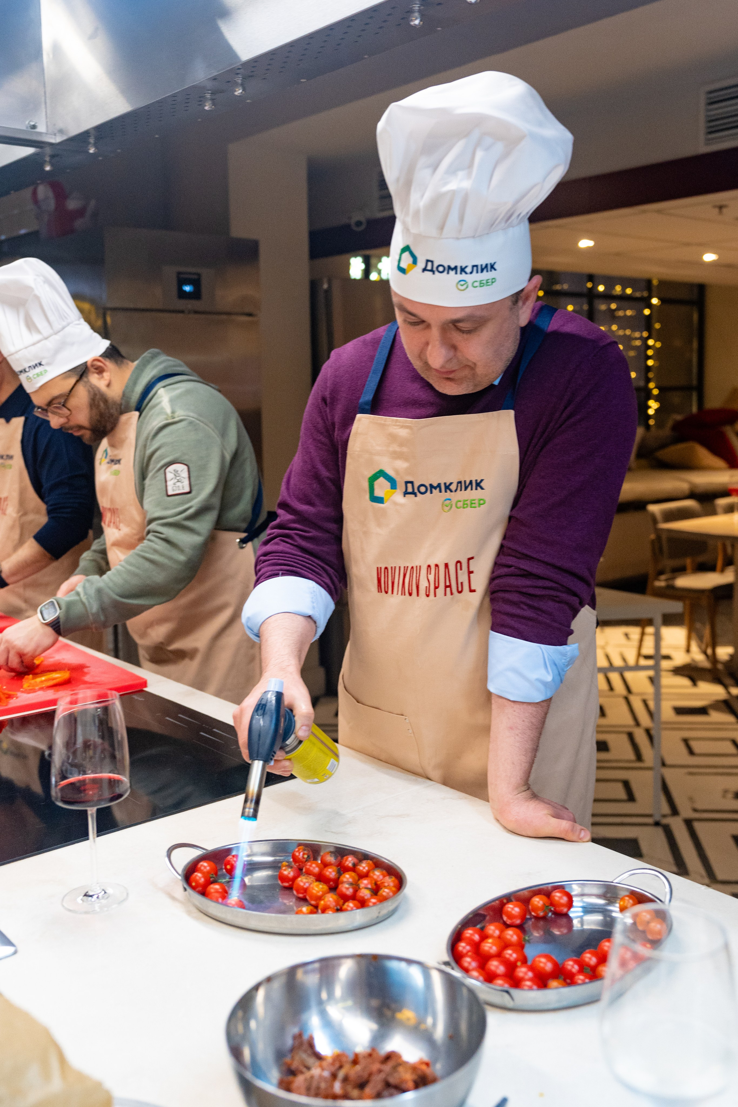 NOVIKOV SCHOOL — Умами зал. Фотограф Никита Комаров