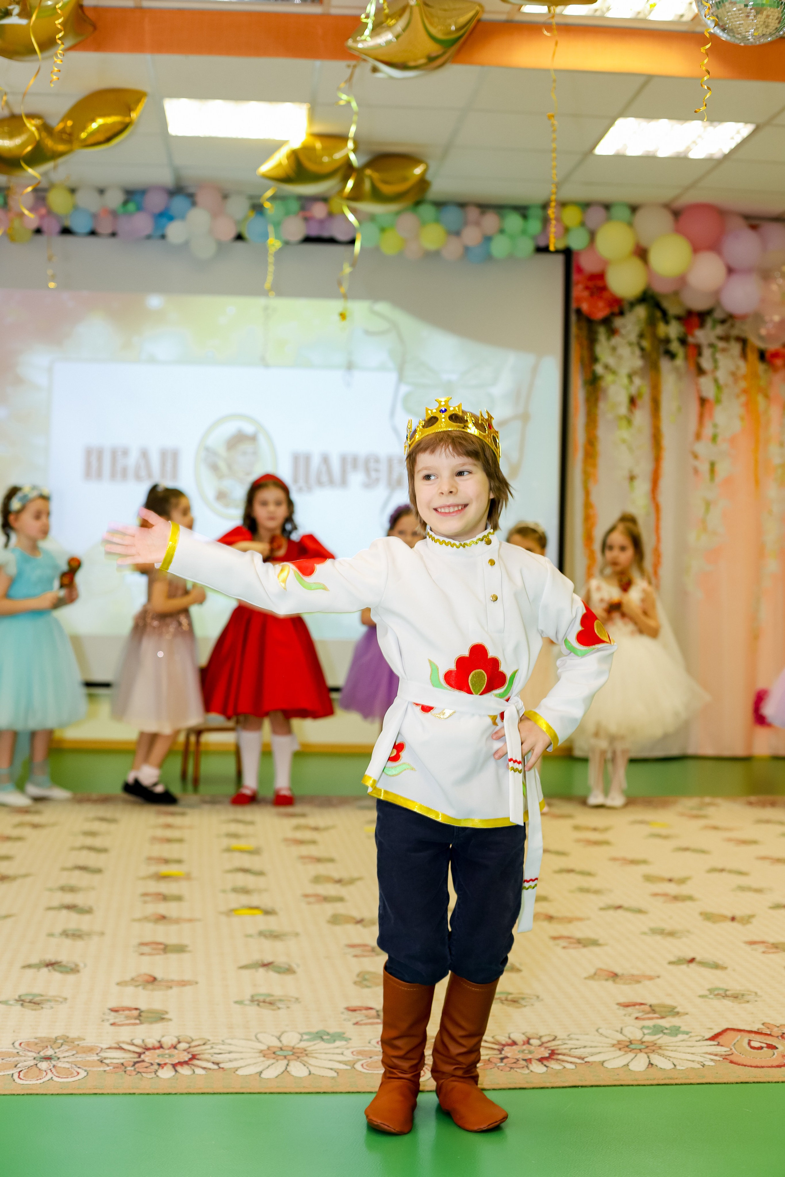 Съёмки праздников и выпускных в детских садиках и школах. Семейный и детский фотограф Эльвира Билибина