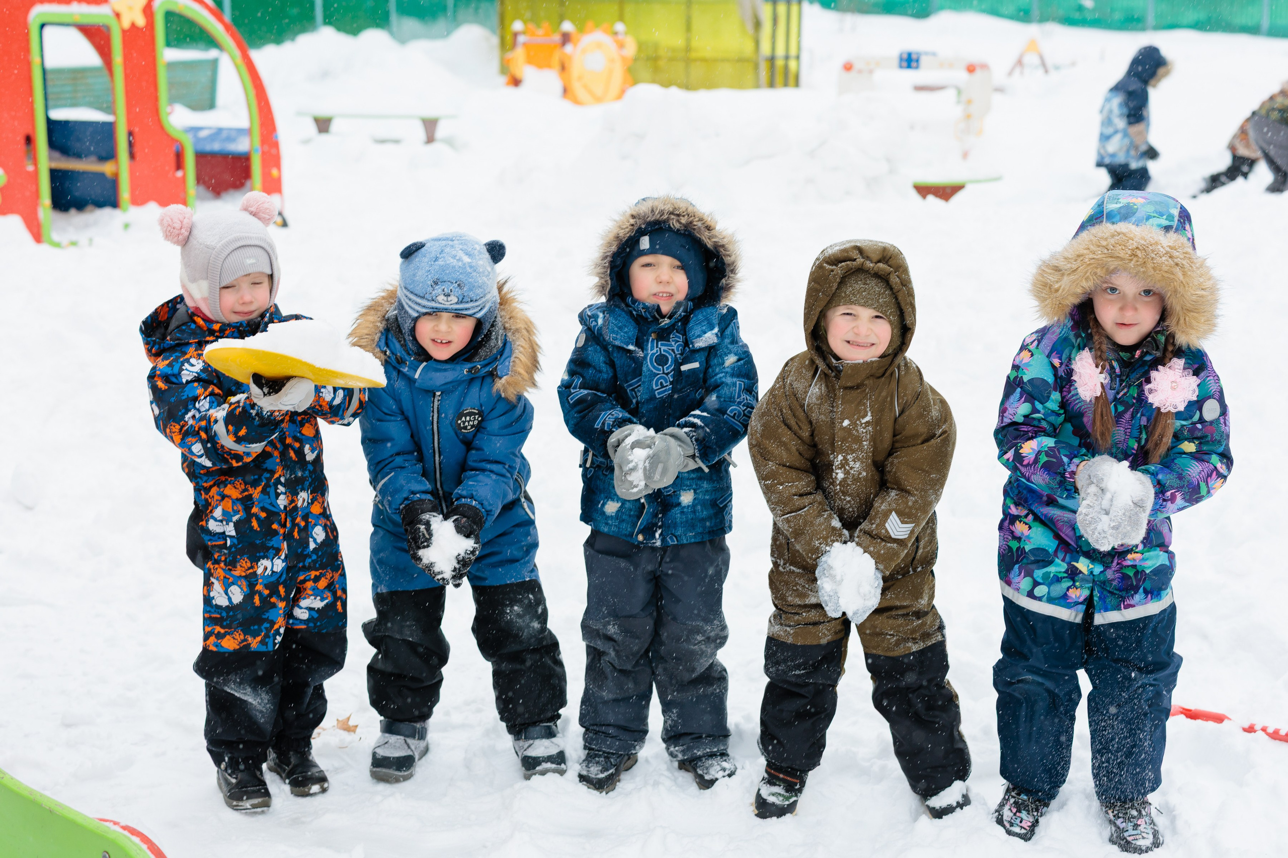 Детский сад — прогулка зимняя. Выпускные альбомы Чехов, выпускные альбомы