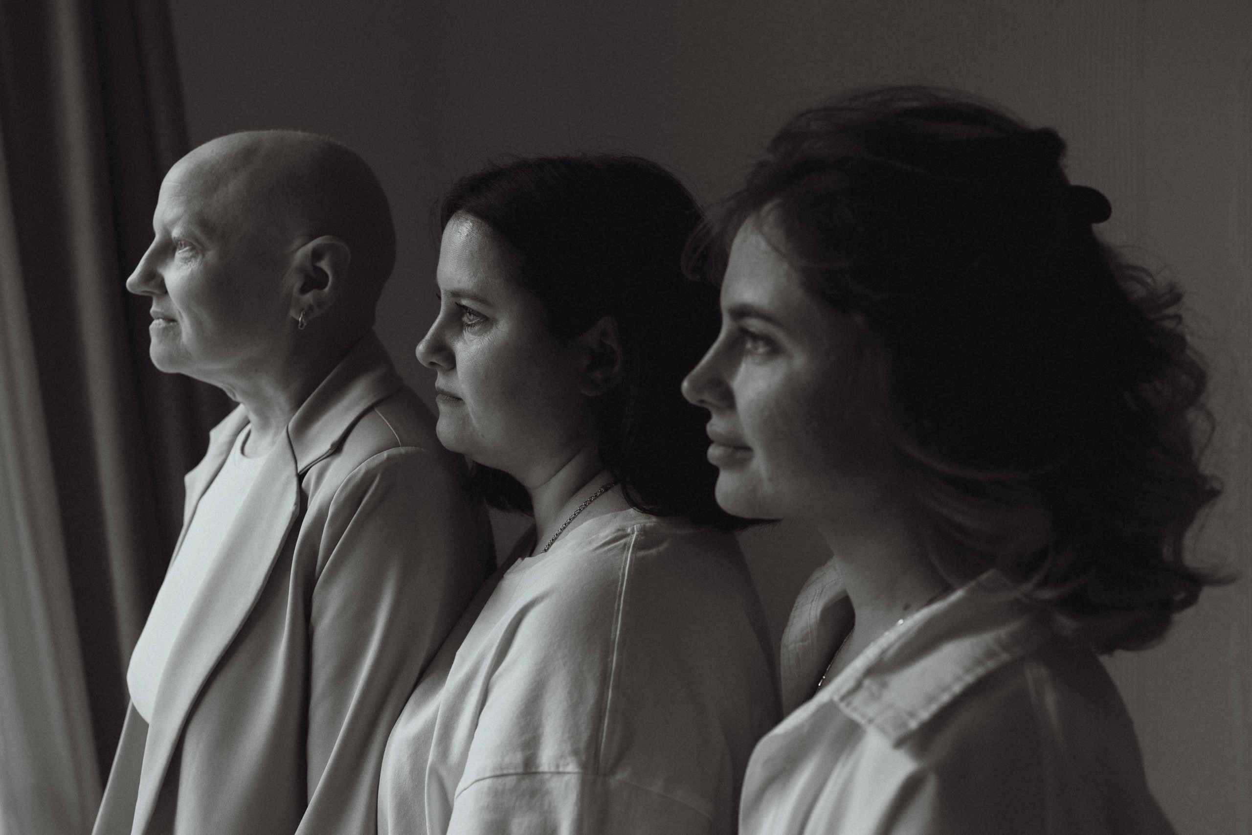 Пока мы ещё дети, мир кажется бесконечным, а мечты — возможны. Семейный фотограф Донецк