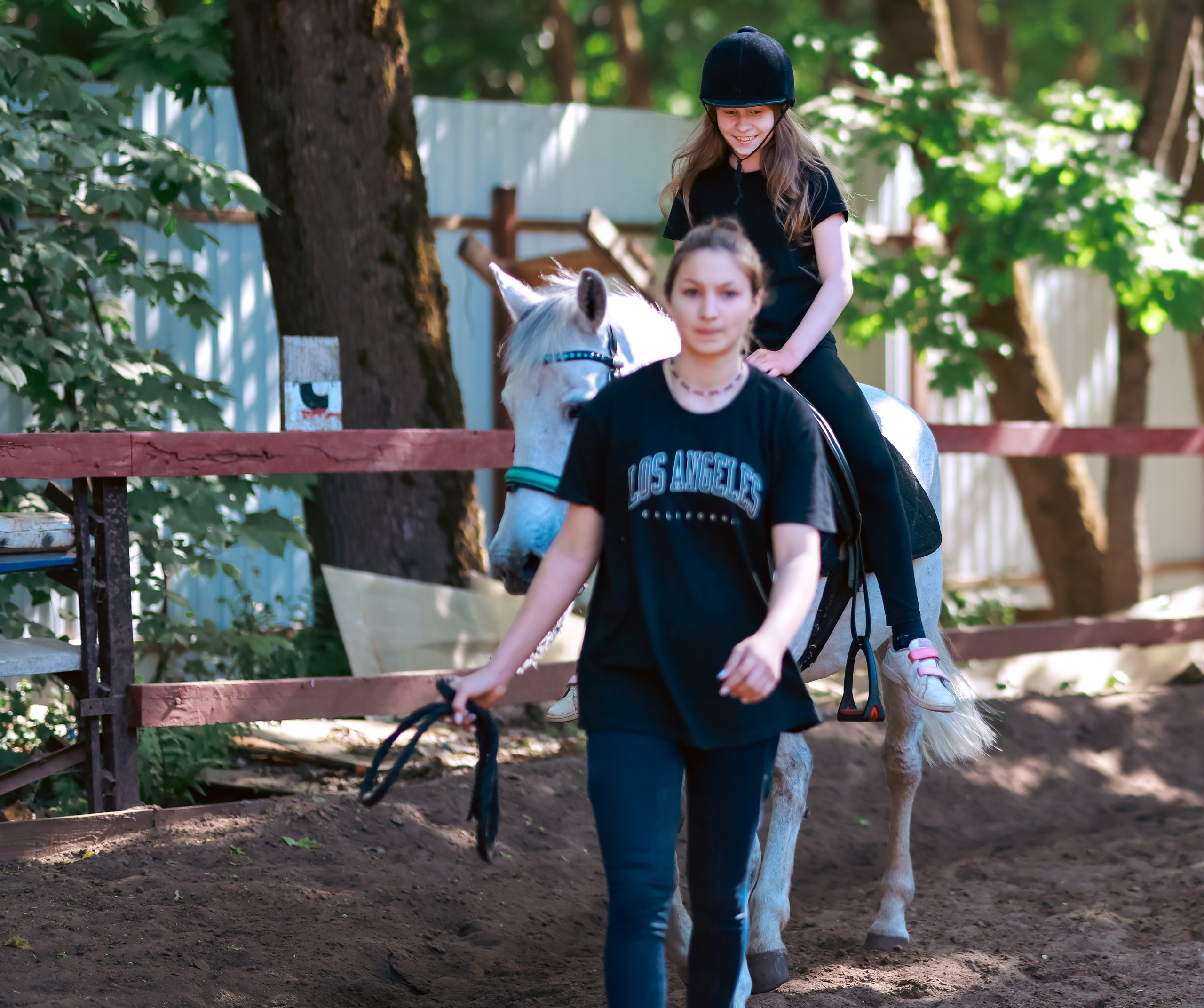 Корпоратив на конюшне. Фотограф репортажей и стритфотосессий в Москве Людмила Смирнова