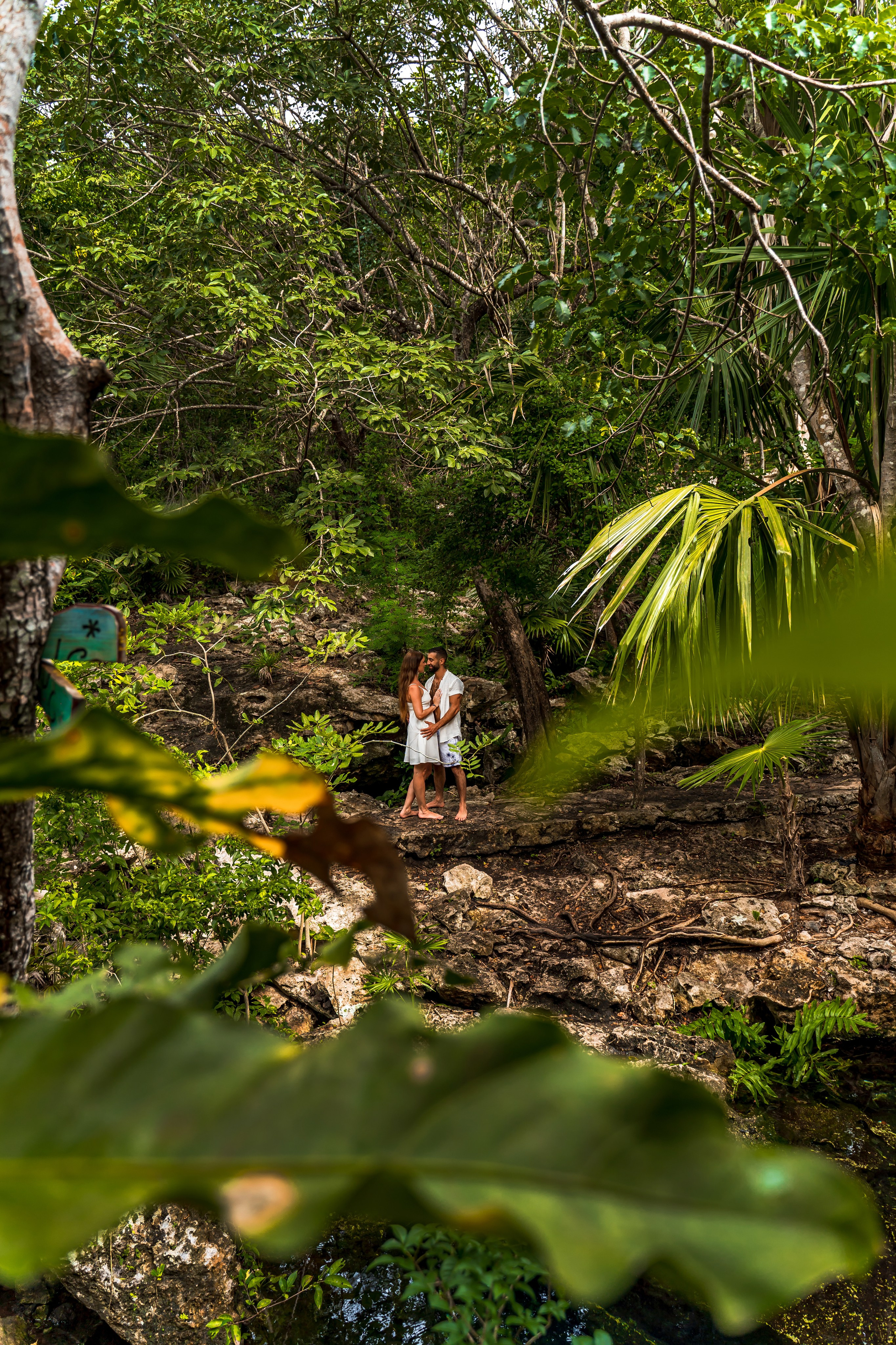 Лав стори фотосессия у моря и в горах в Сочи, Адлере и Красной Поляне. Алина Бернд — свадебный и индивидуальный фотограф в Сочи и Адлере