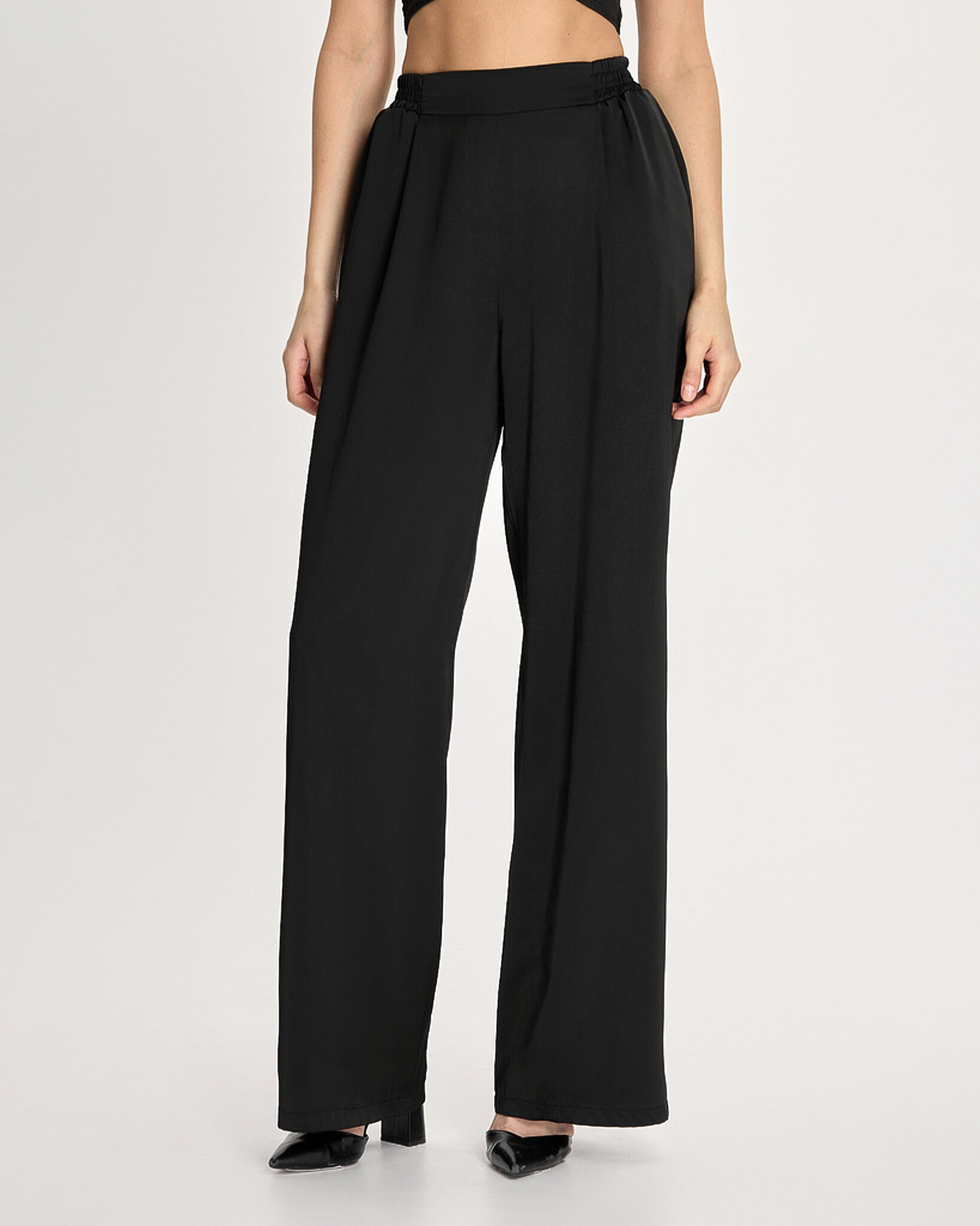 Каталог. Меня зовут Марина Конор, я портретный фэшн и контент фотограф в Москве