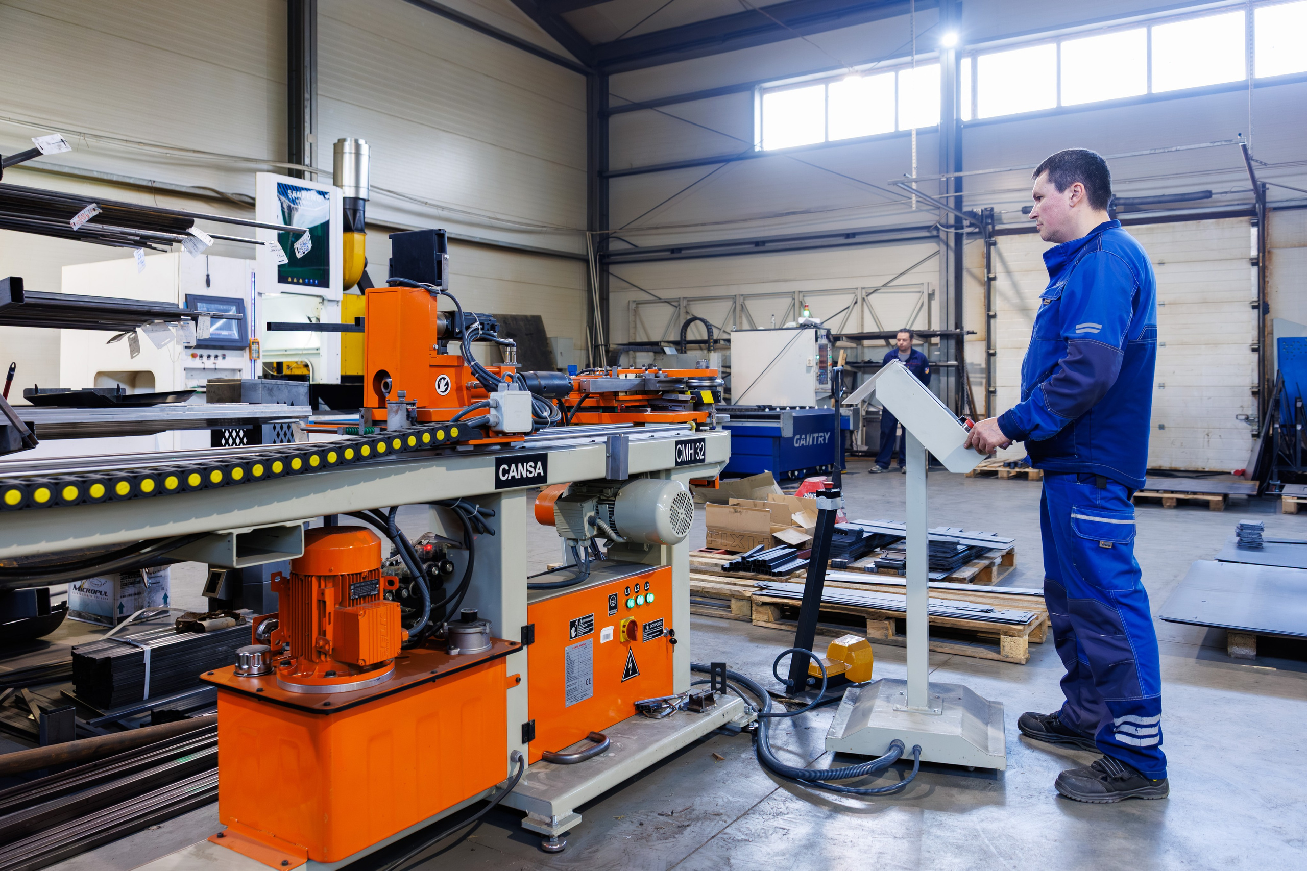 Съемка контента для рекламно-производственной фирмы «Дека» (2025). Репортажный и портретный фотограф в Ярославле Константин Горбачев