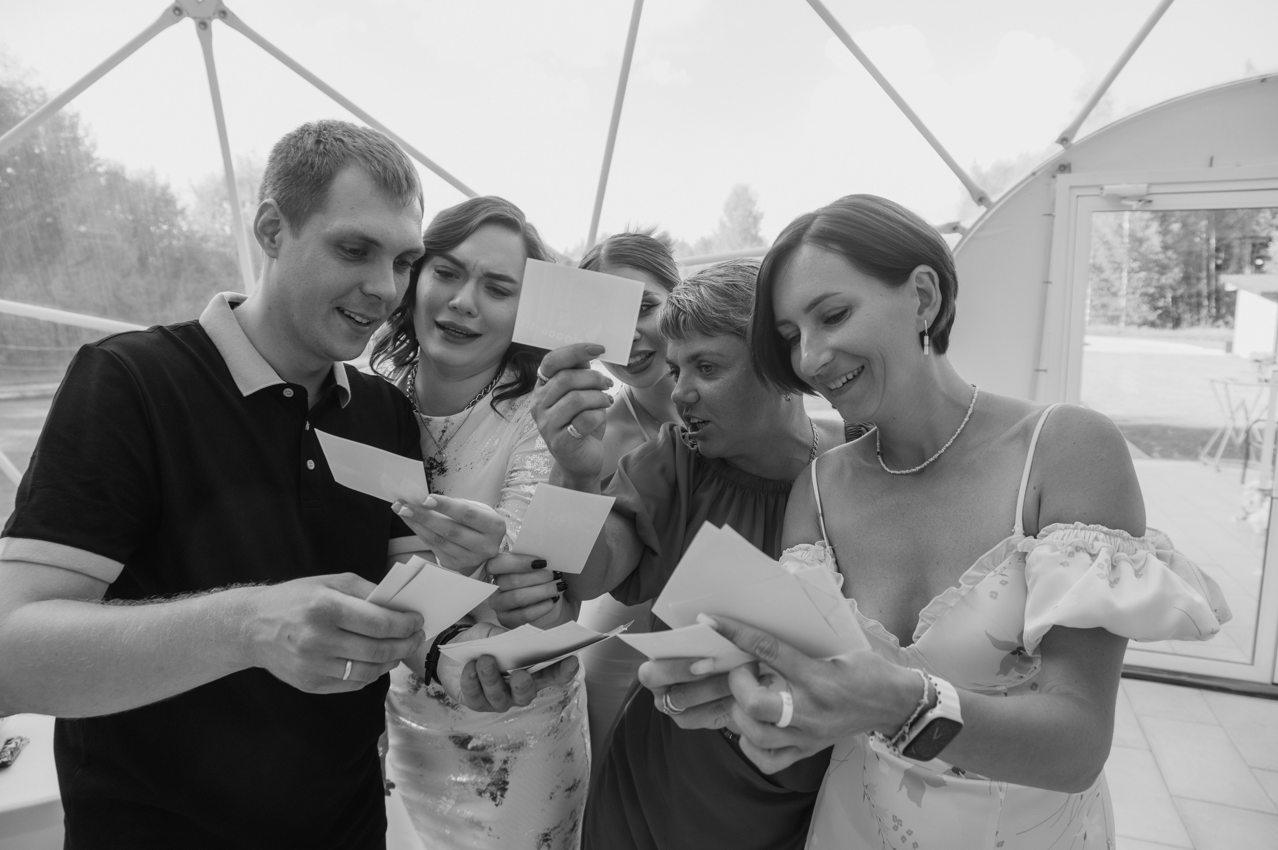 Свадебная фотосессия с утром невесты и красивым свадебным банкетом. Свадебный фотограф в Твери, Москве и Санкт-Петербурге Денисова Екатерина