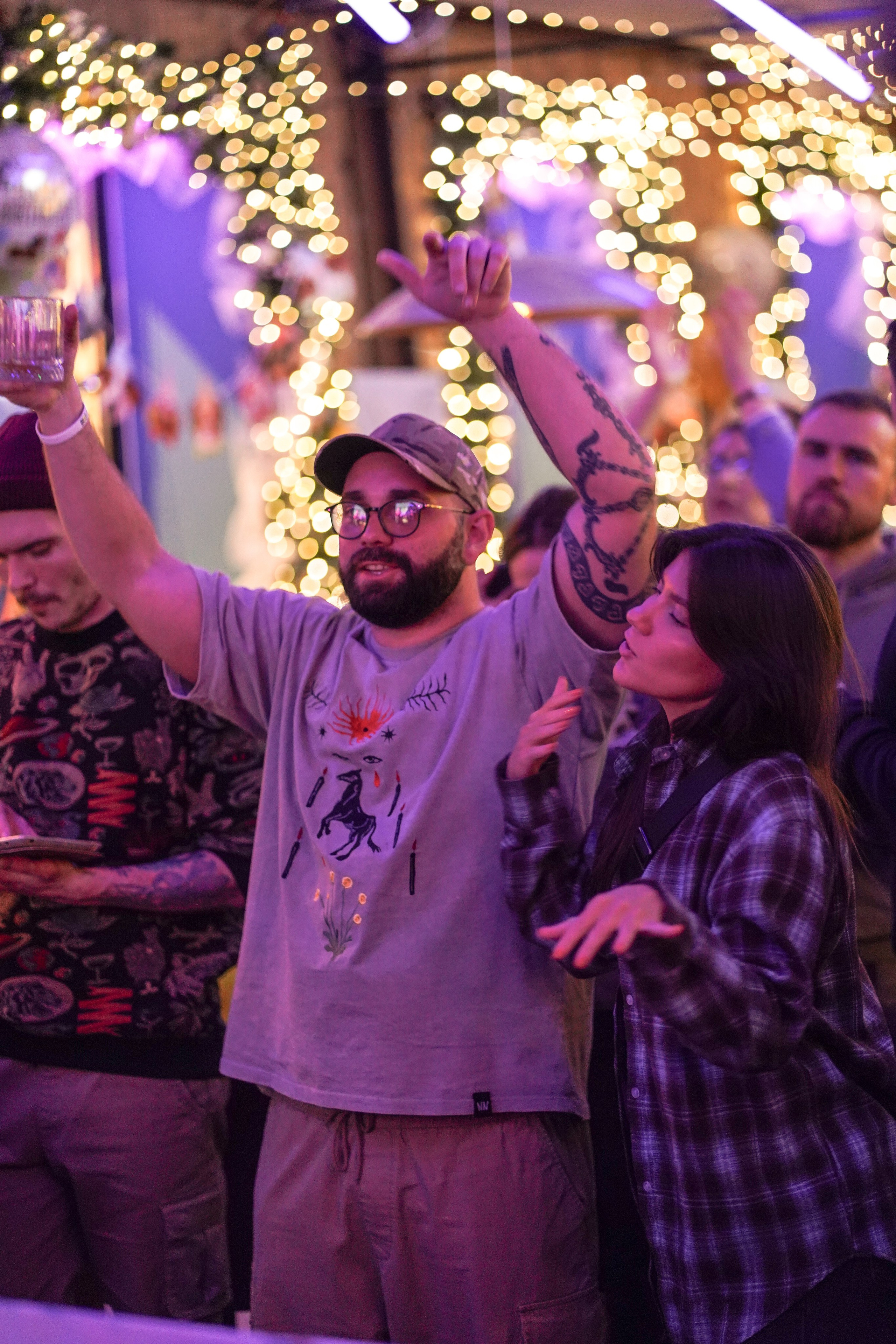 Бар Собаки в тумане. Фотограф