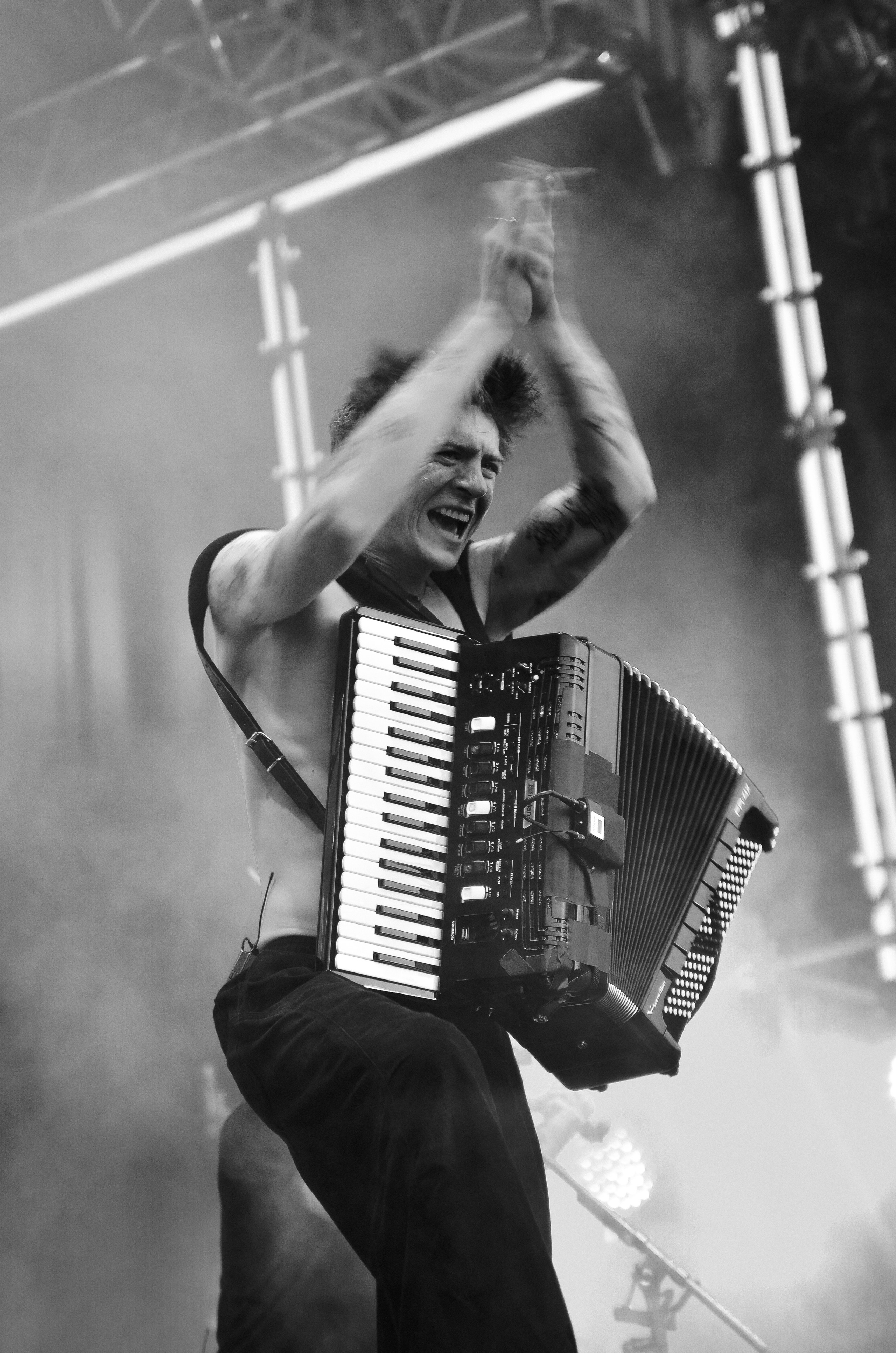 Концерт The Hatters на фестивале «Грань» в Барнауле. Денисова Аля — фотограф для парных съемок и индивидуальных историй в Барнауле