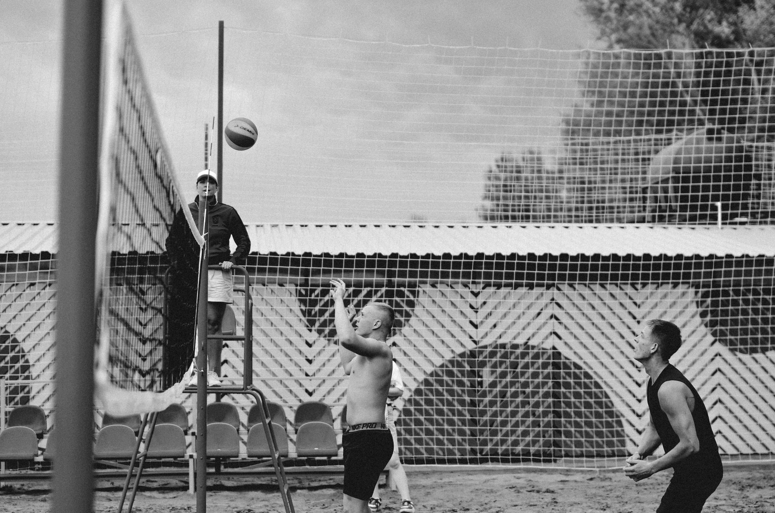 Фестиваль «Грань» 2025. Спортивная площадка. Денисова Аля — фотограф для парных съемок и индивидуальных историй в Барнауле