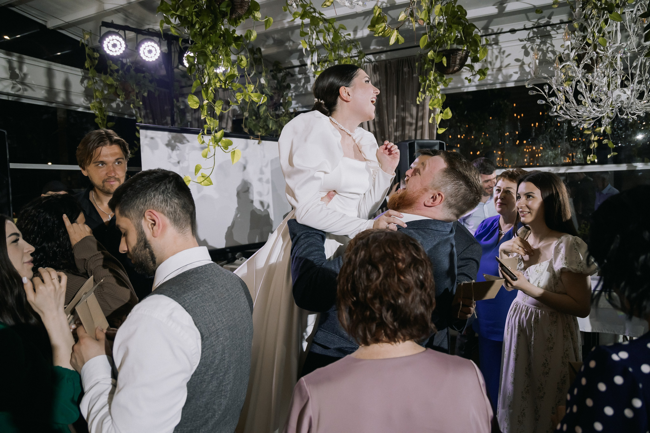 Яна и Святослав. Свадебный день. Свадебная фотография. Арина Рубах