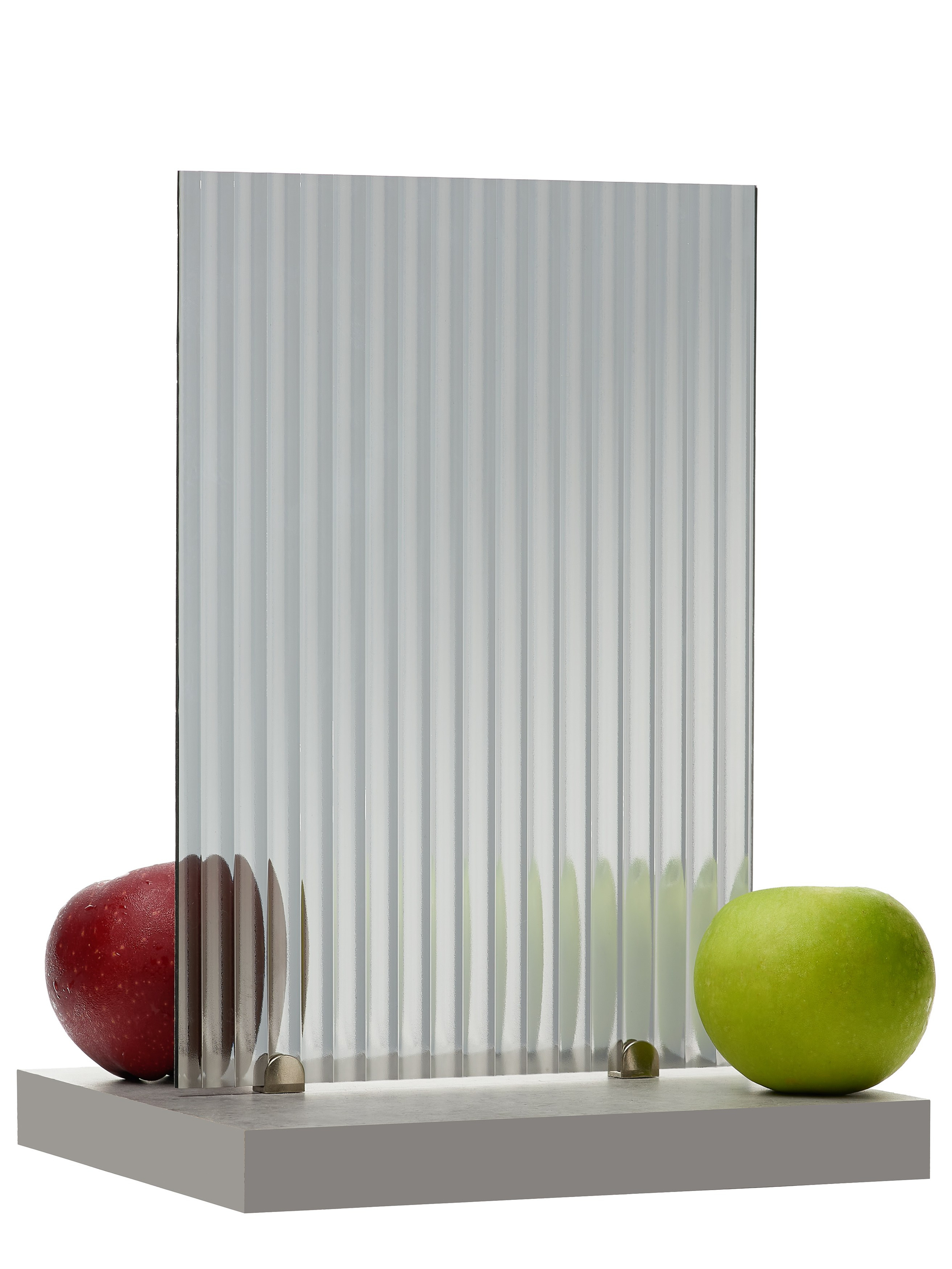 Профили: стёкла и фасады. Предметный фотограф, инфографика и видео в Санкт-Петербурге