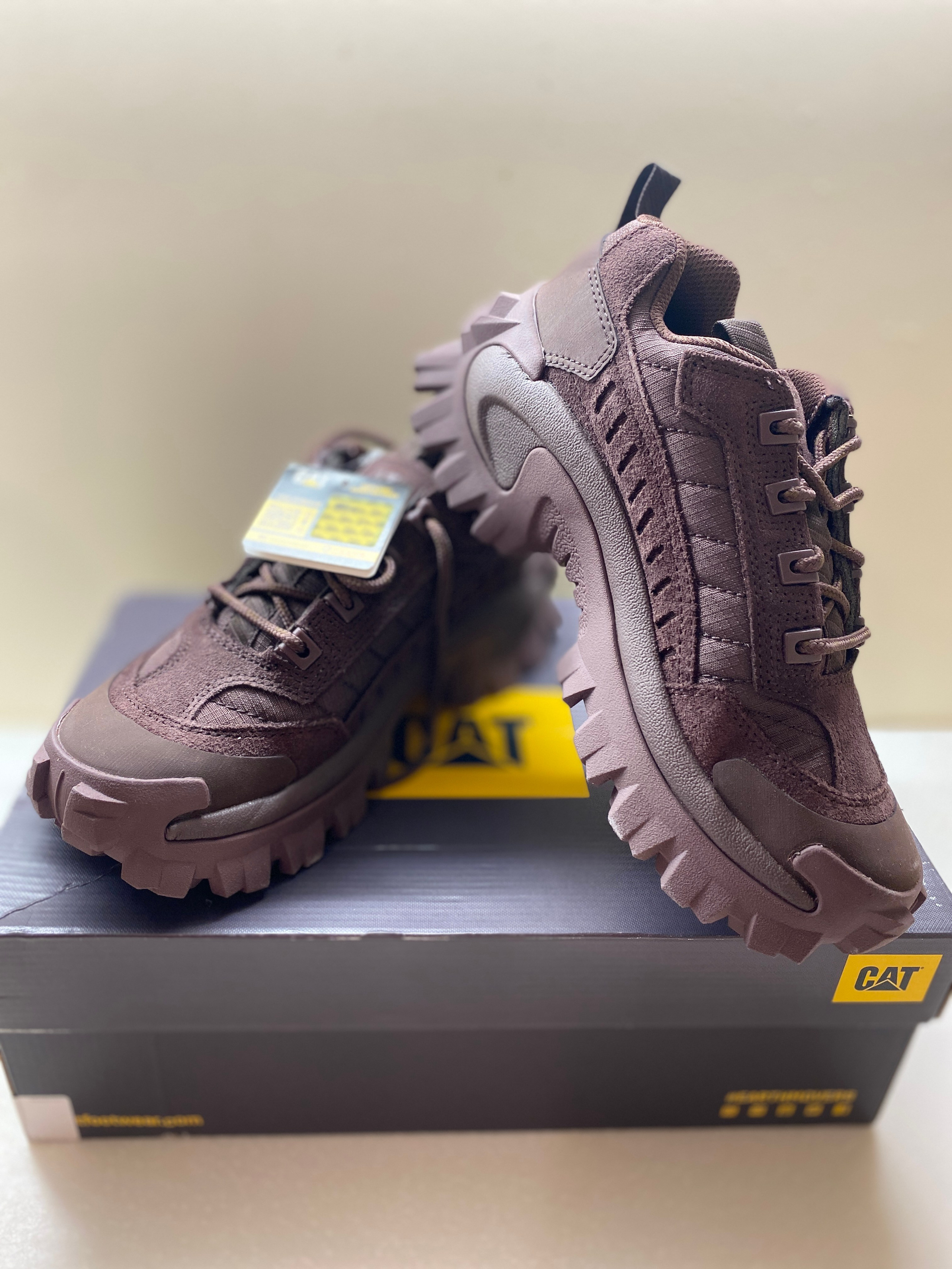 Спортивная обувь. Ваш байер во Франции