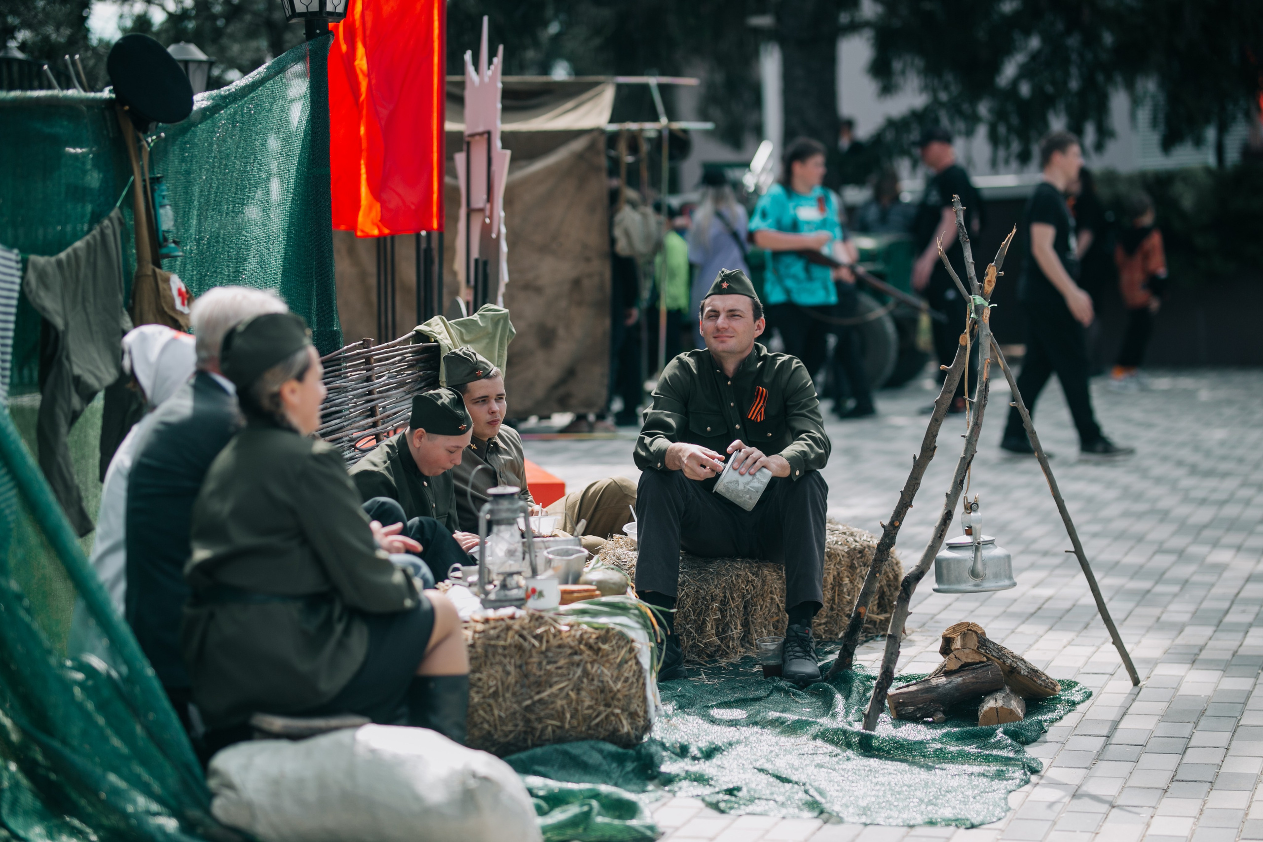 День освобождения Бахчисарая от нееко-фашистских захватчиков. Фотограф в Крыму