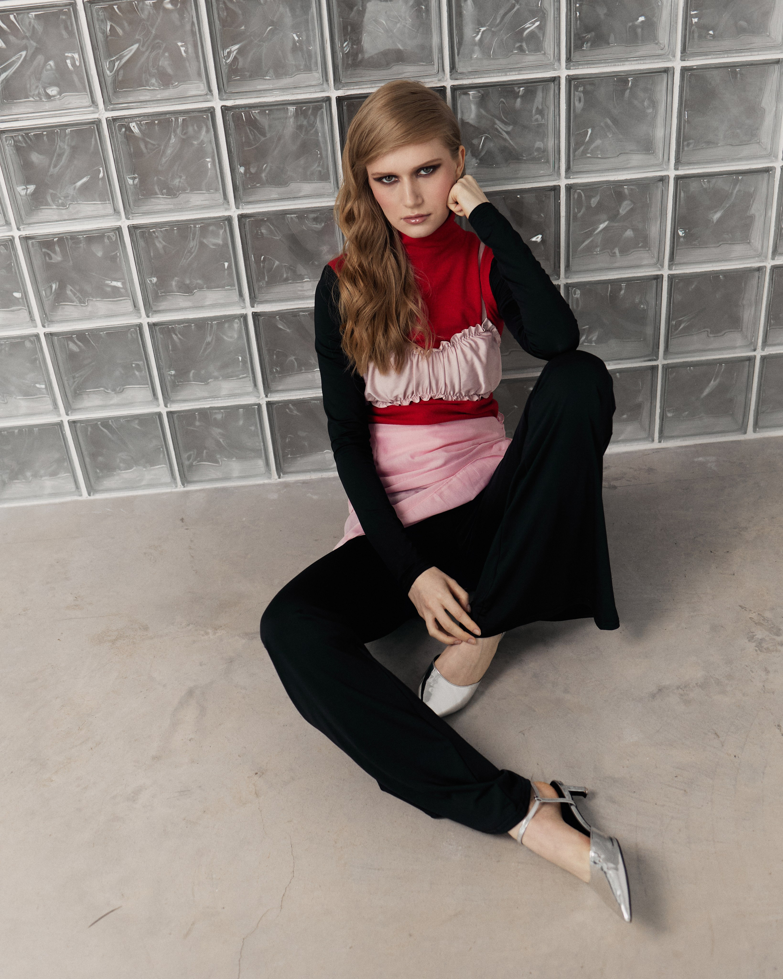 Mariya / art. Влада Зюзина — adalwzet posmotri — коммерческий фотограф в Москве — портретный фотограф, фотограф для брендов