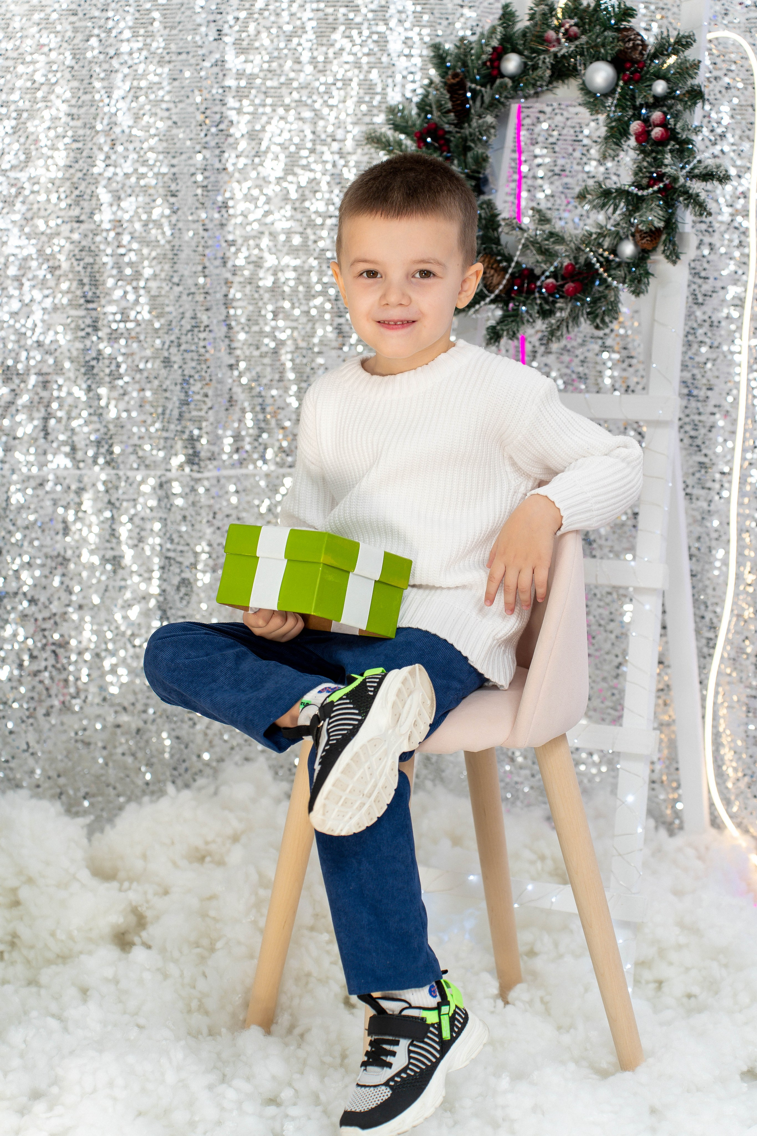 «В ожидании чудес». Улыбка выездная фотостудия Красноярск